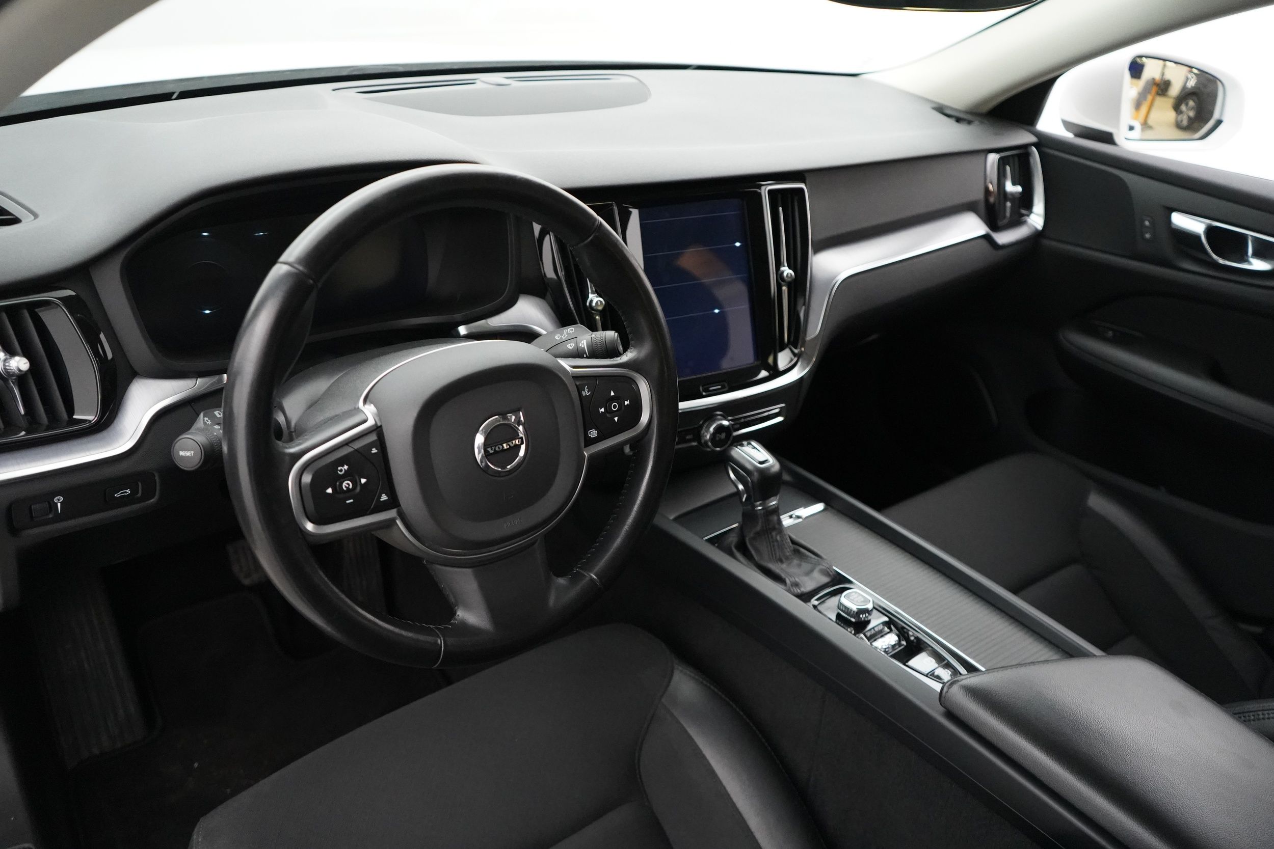 Volvo V60 2020