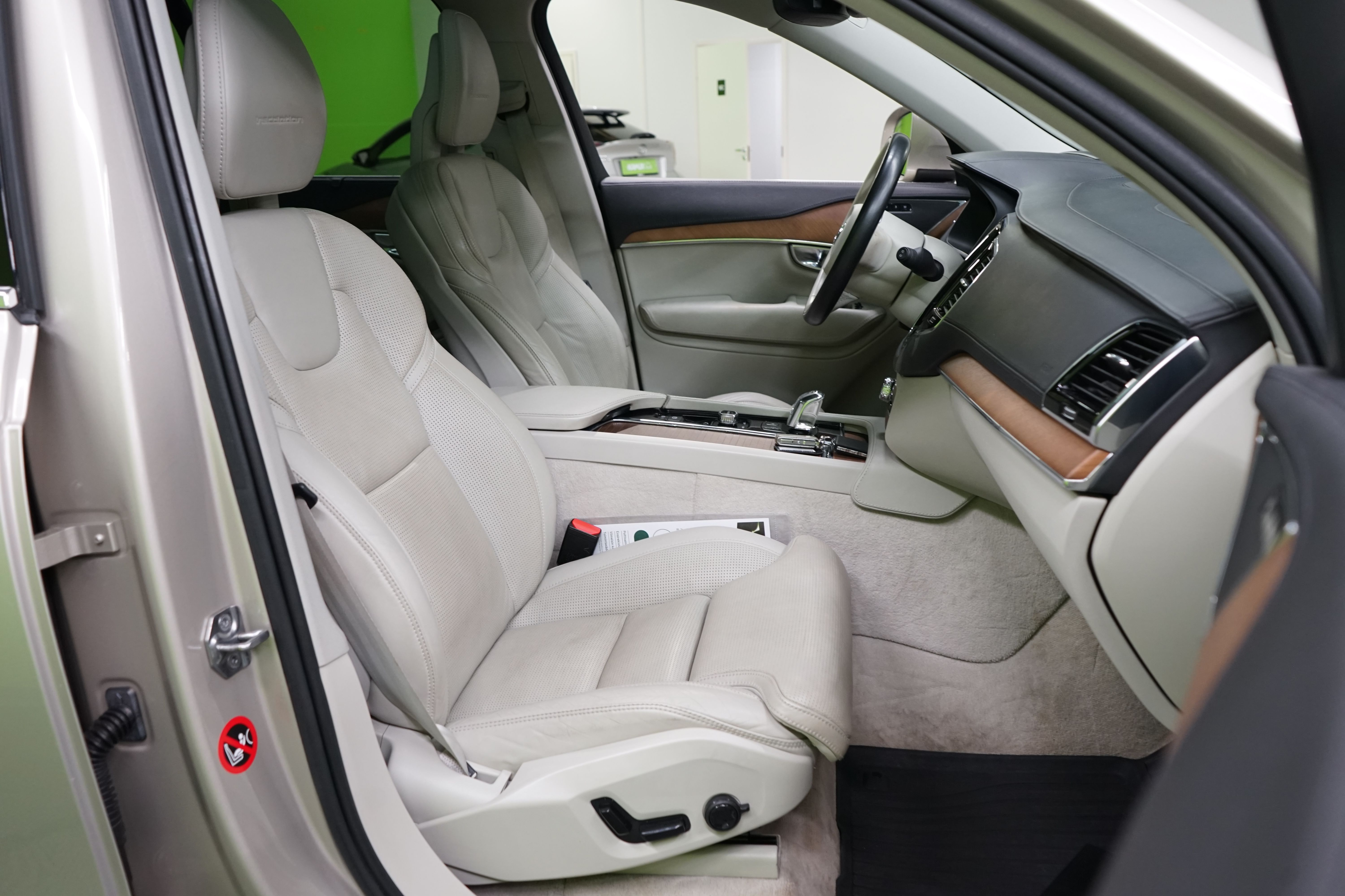 Volvo XC90 2016