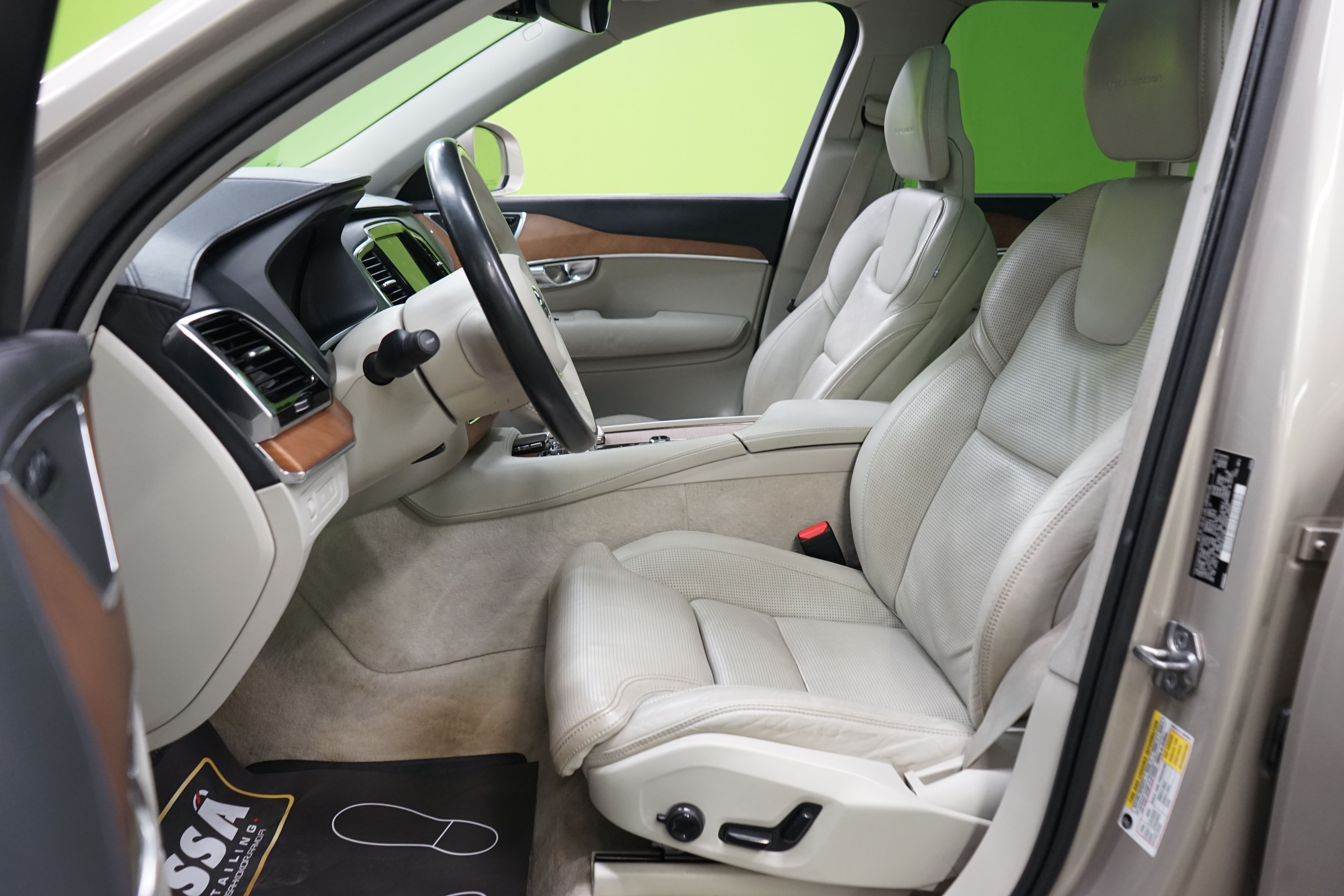 Volvo XC90 2016