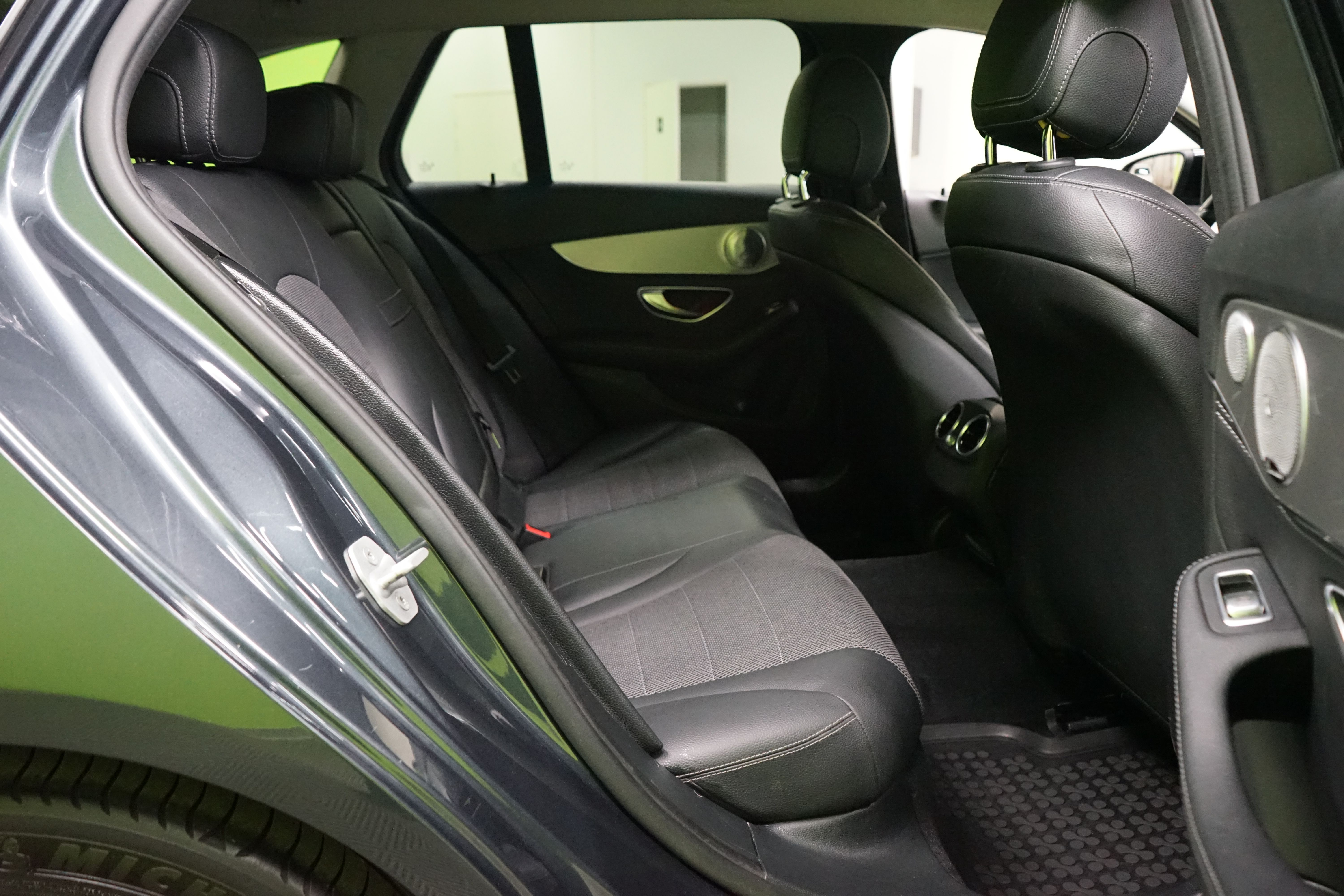 Mercedes-Benz C 2015
