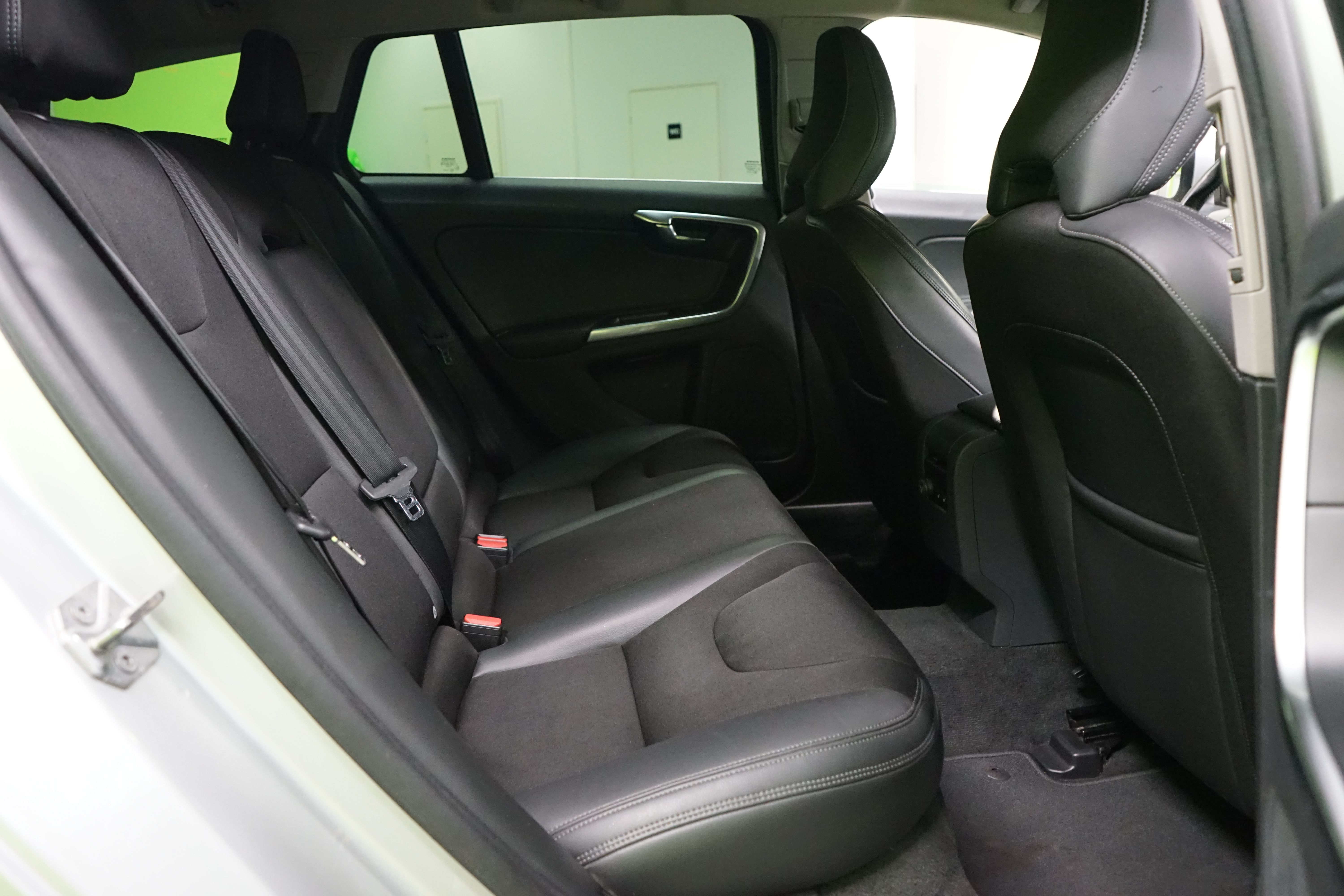 Volvo V60 2017