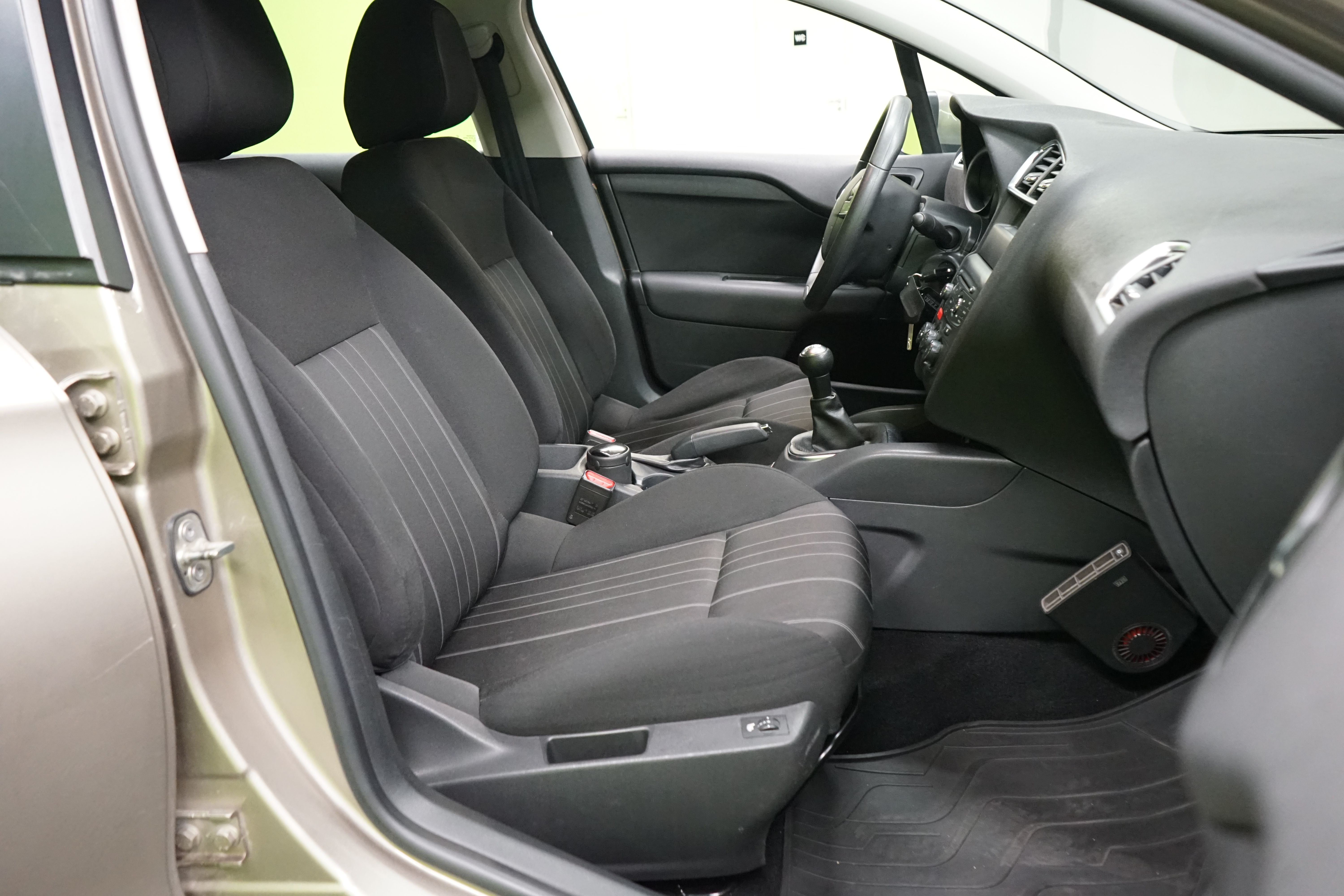 Citroen C4 2012