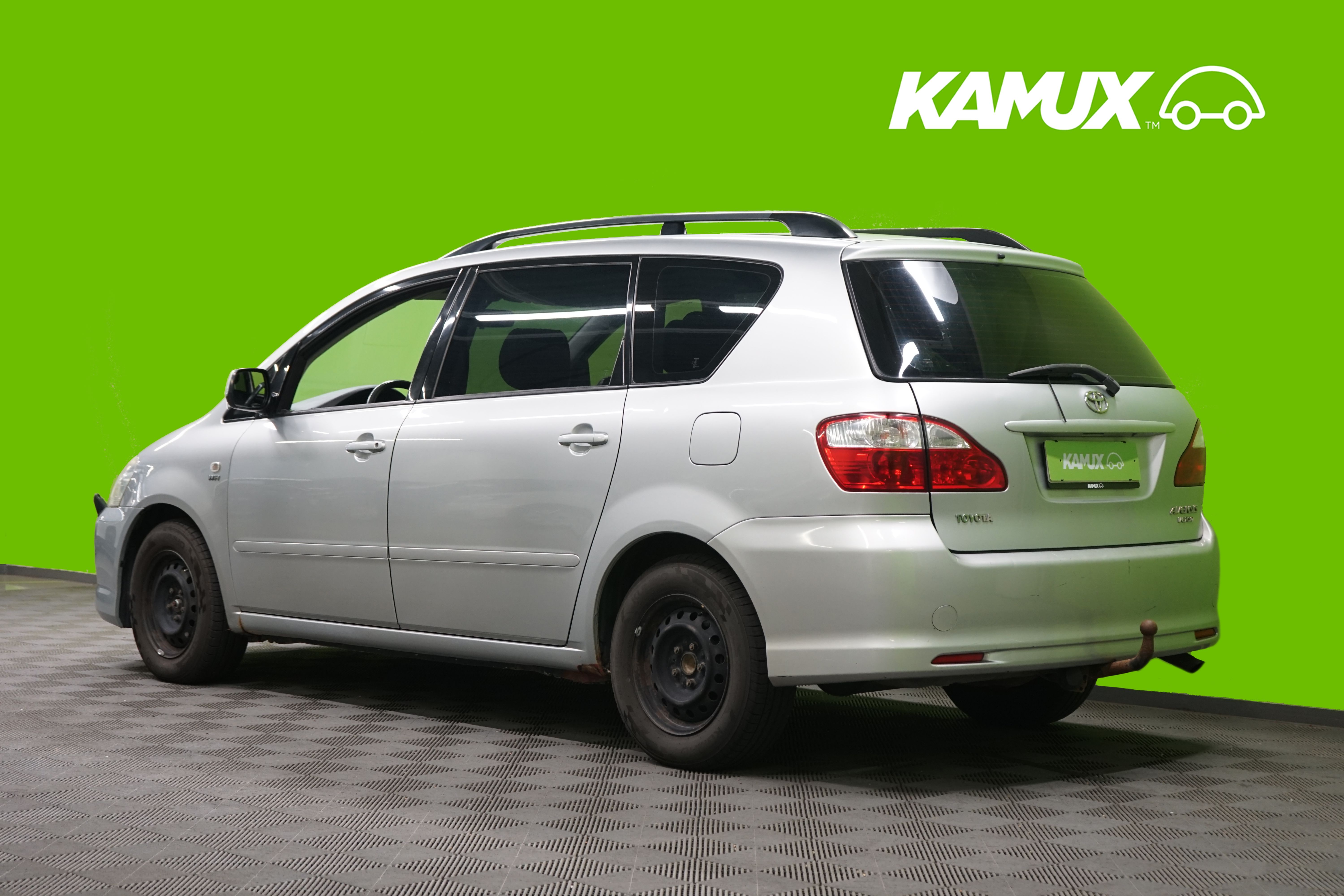 Toyota Avensis Verso 2004