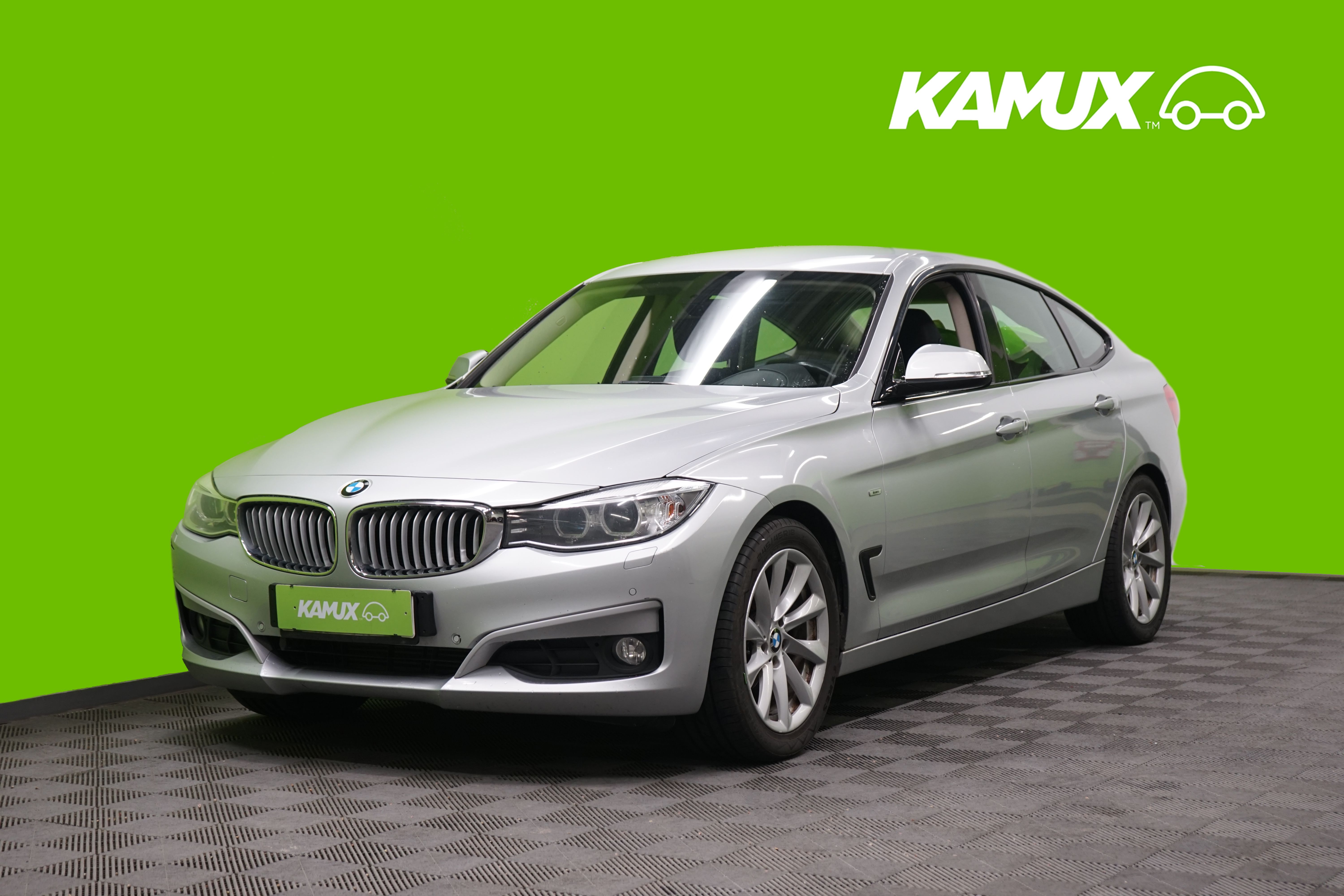 BMW 318 Gran Turismo 2013