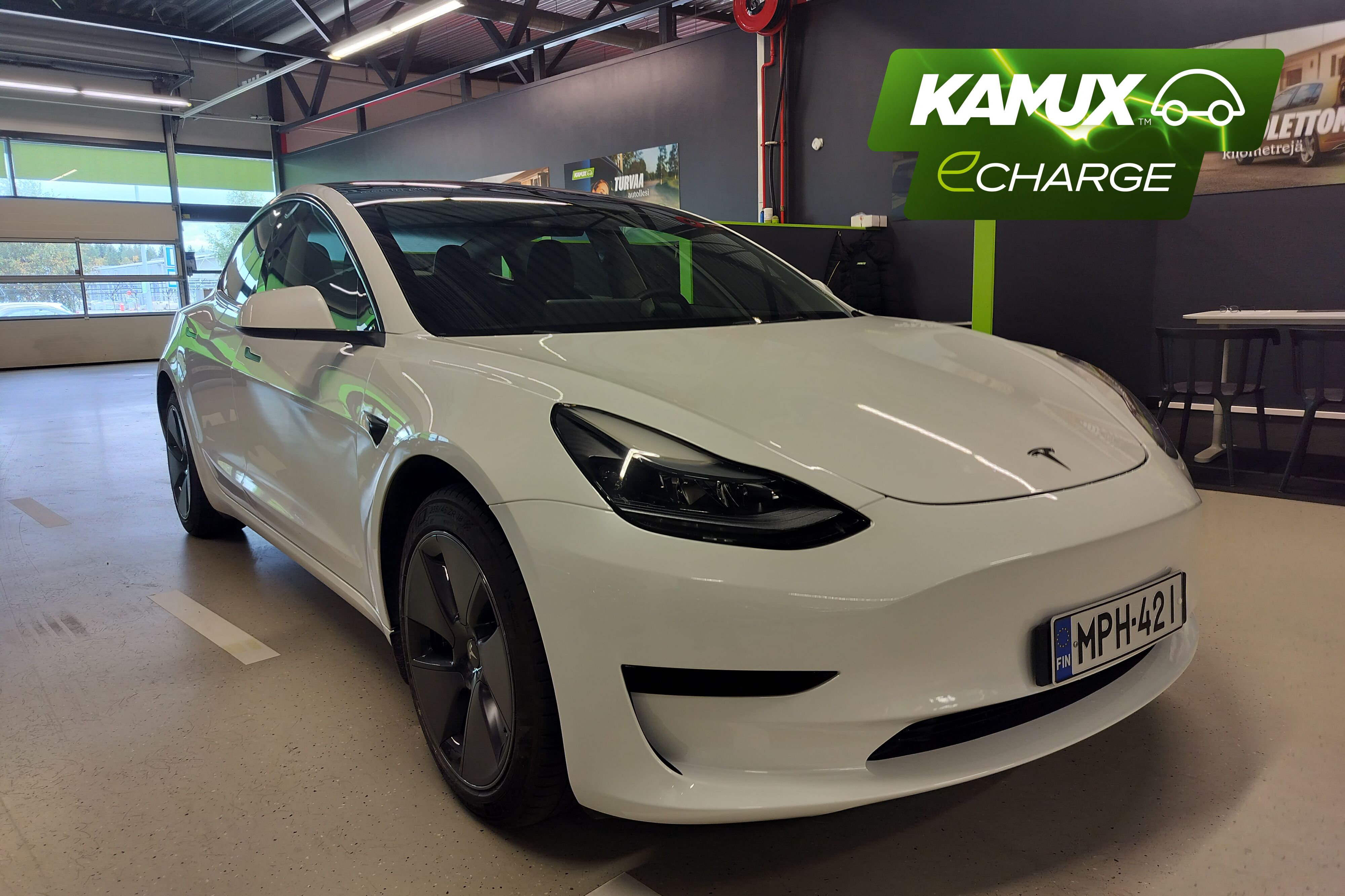 Tesla Model 3 2023