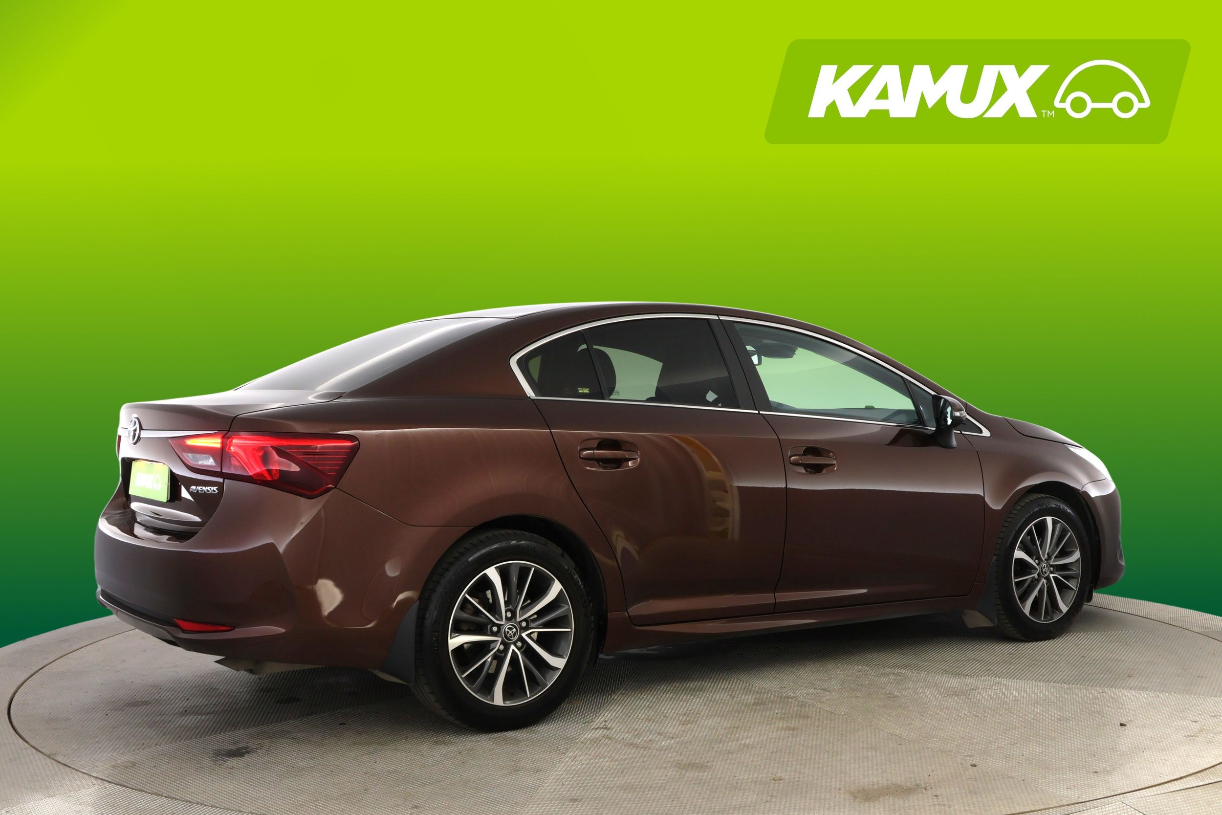 Toyota Avensis 2015