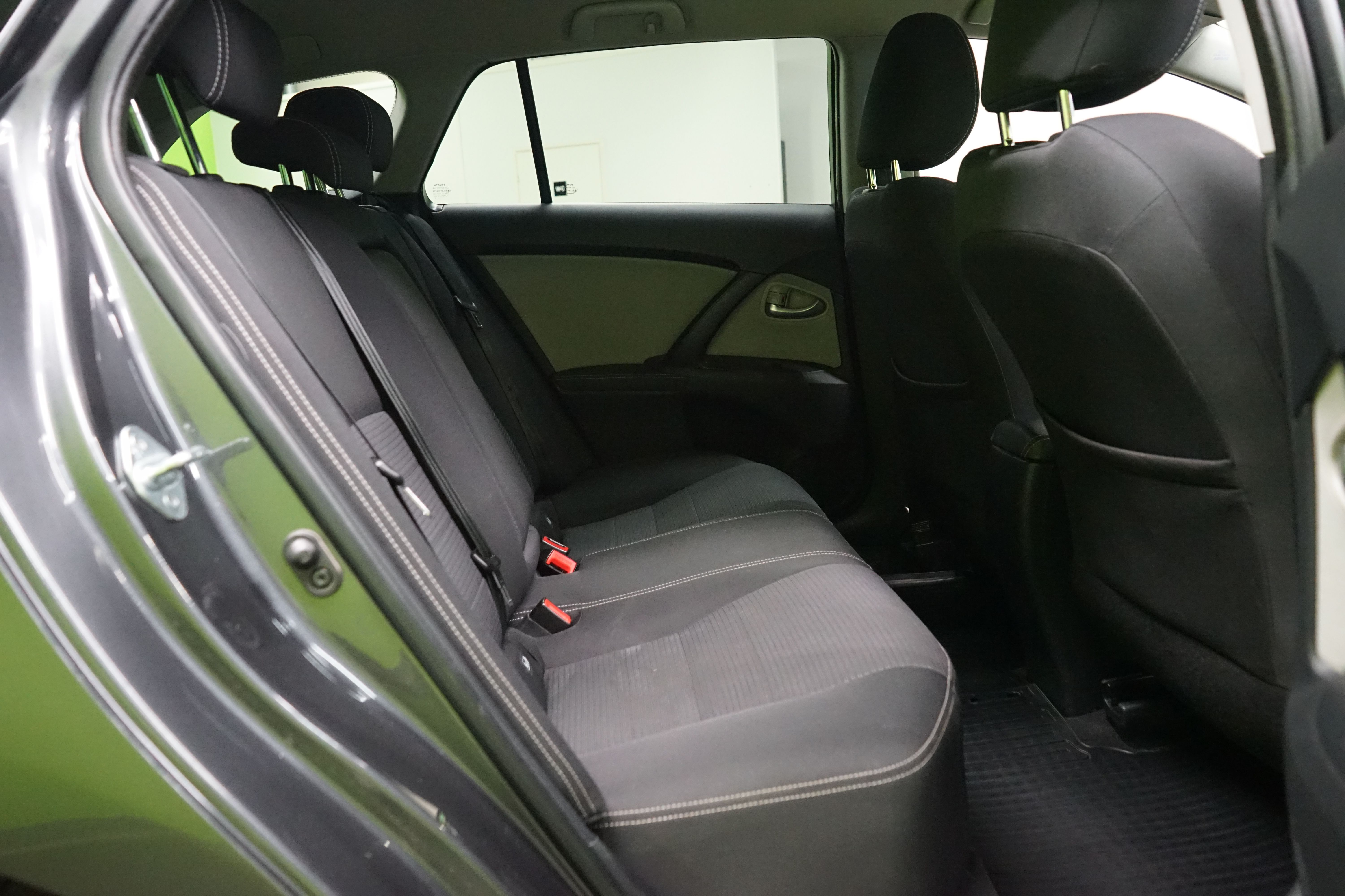 Toyota Avensis 2015