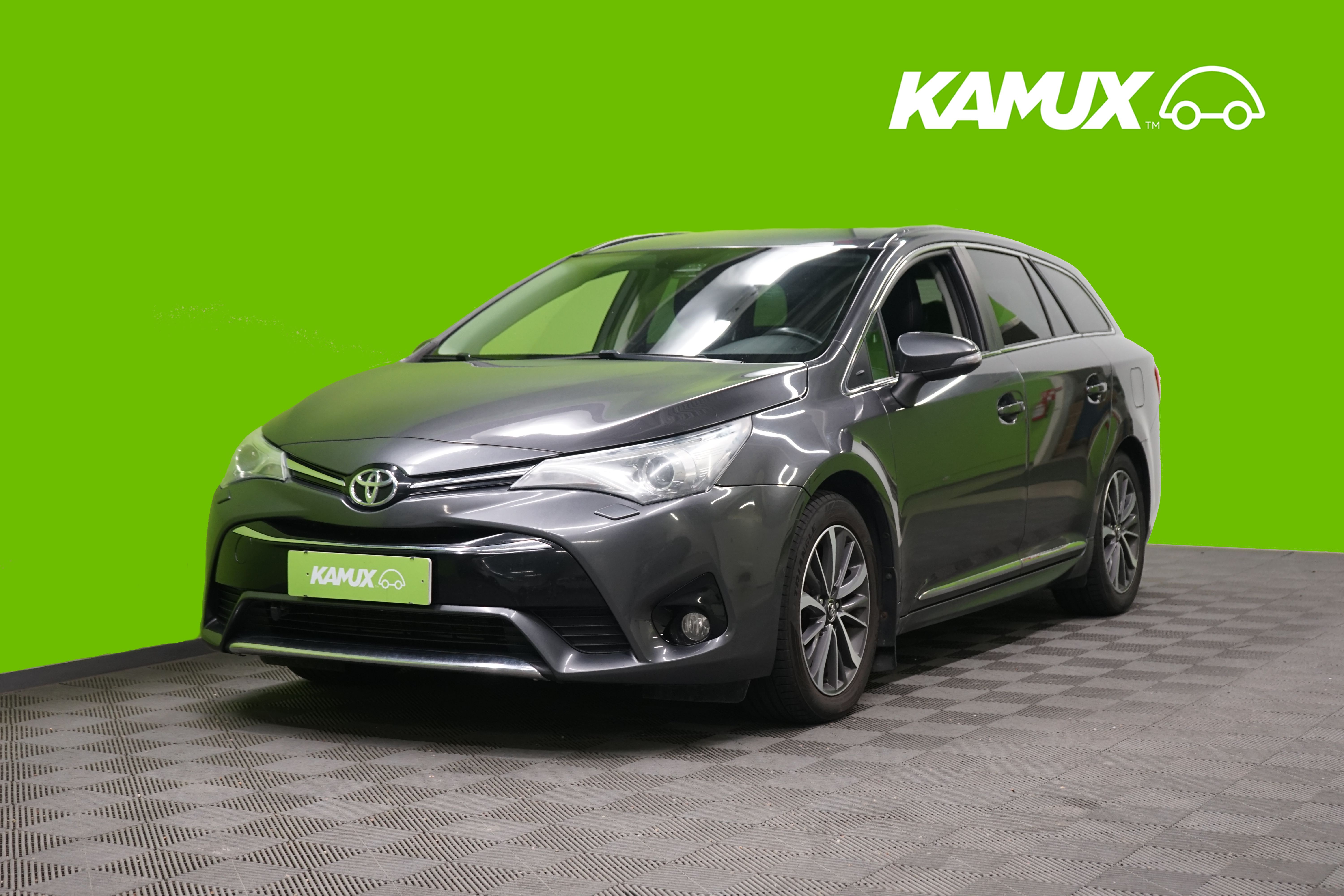 Toyota Avensis 2015