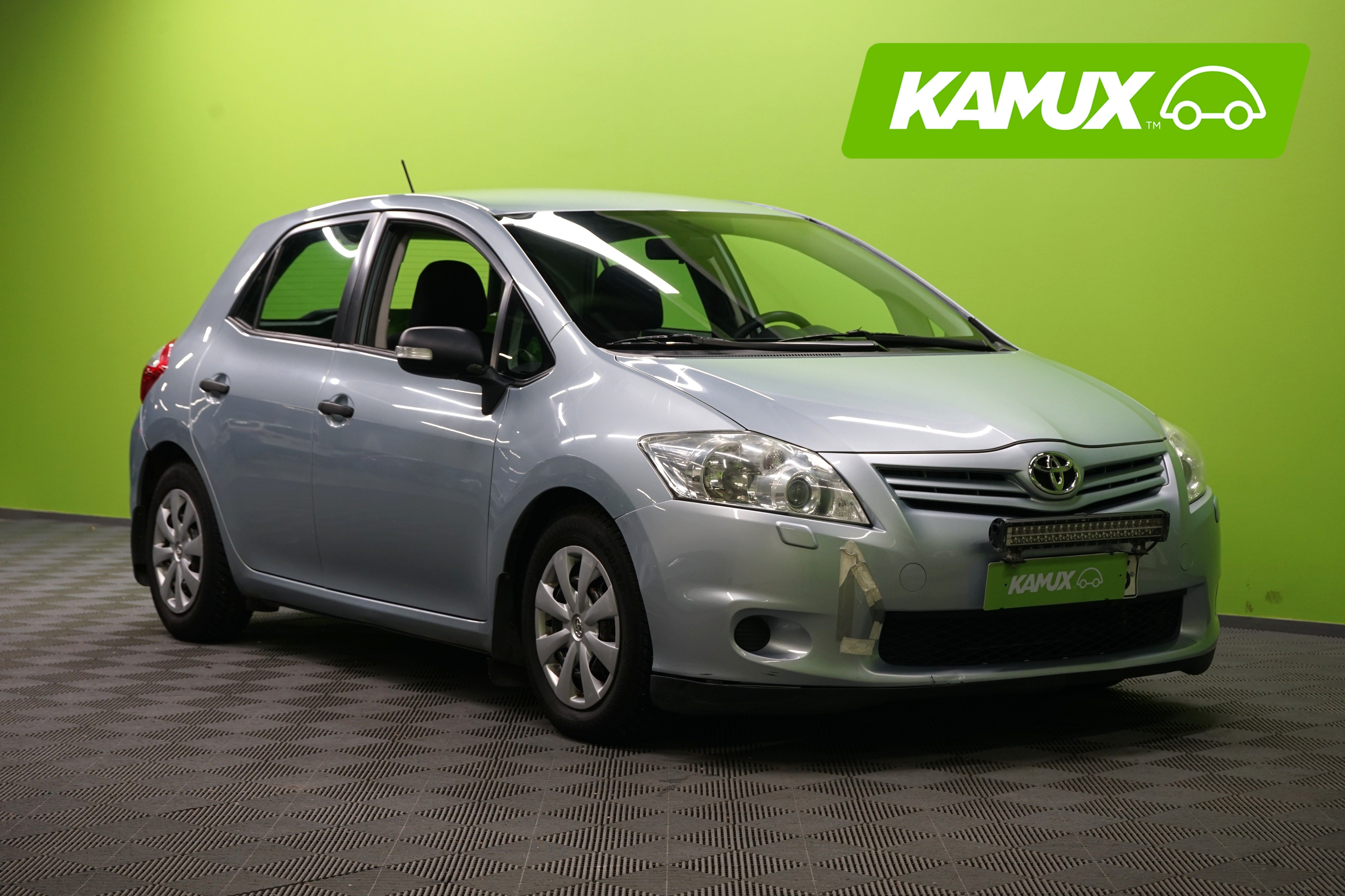 Toyota Auris 2012