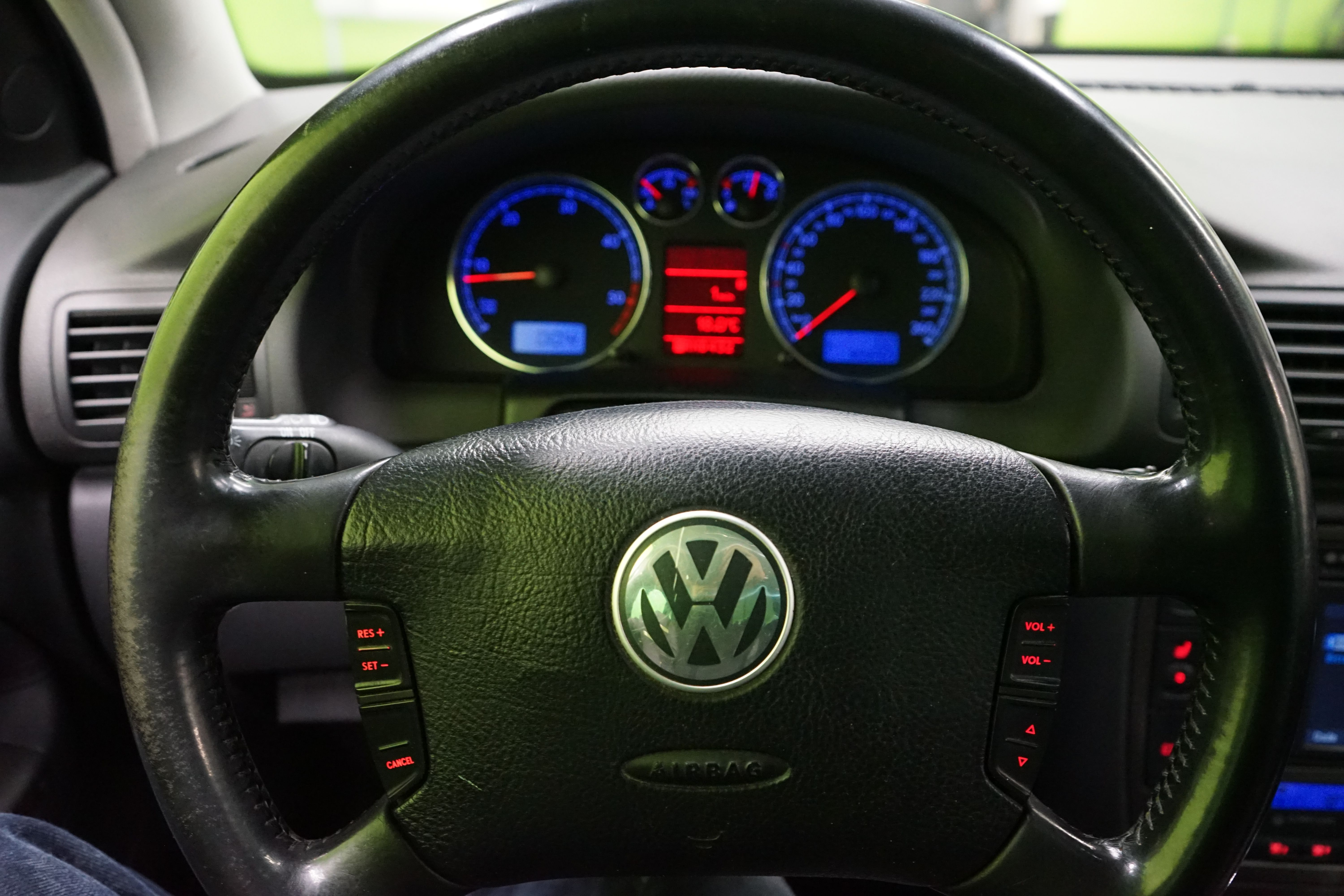 Volkswagen Passat 2004