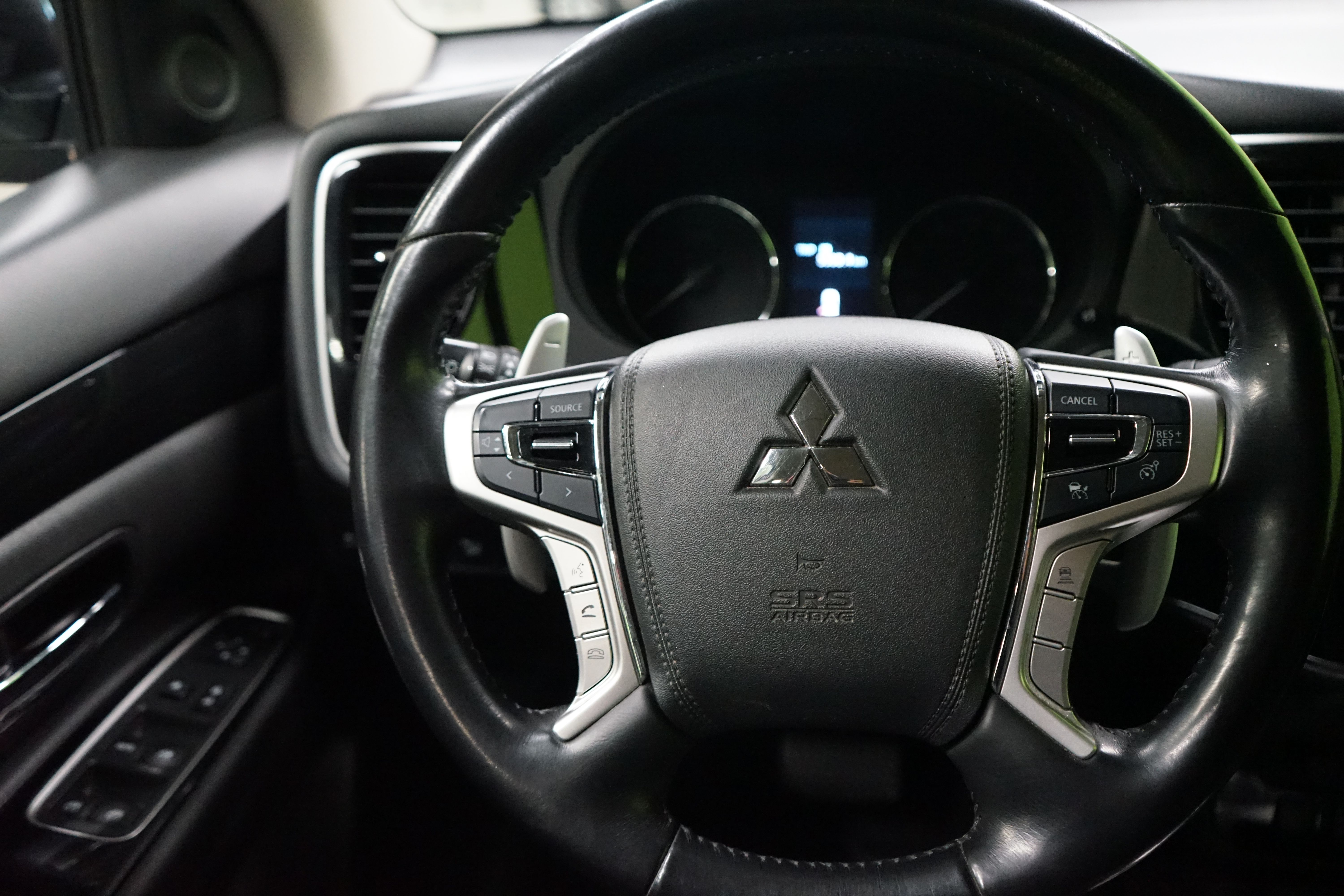Mitsubishi Outlander PHEV 2017