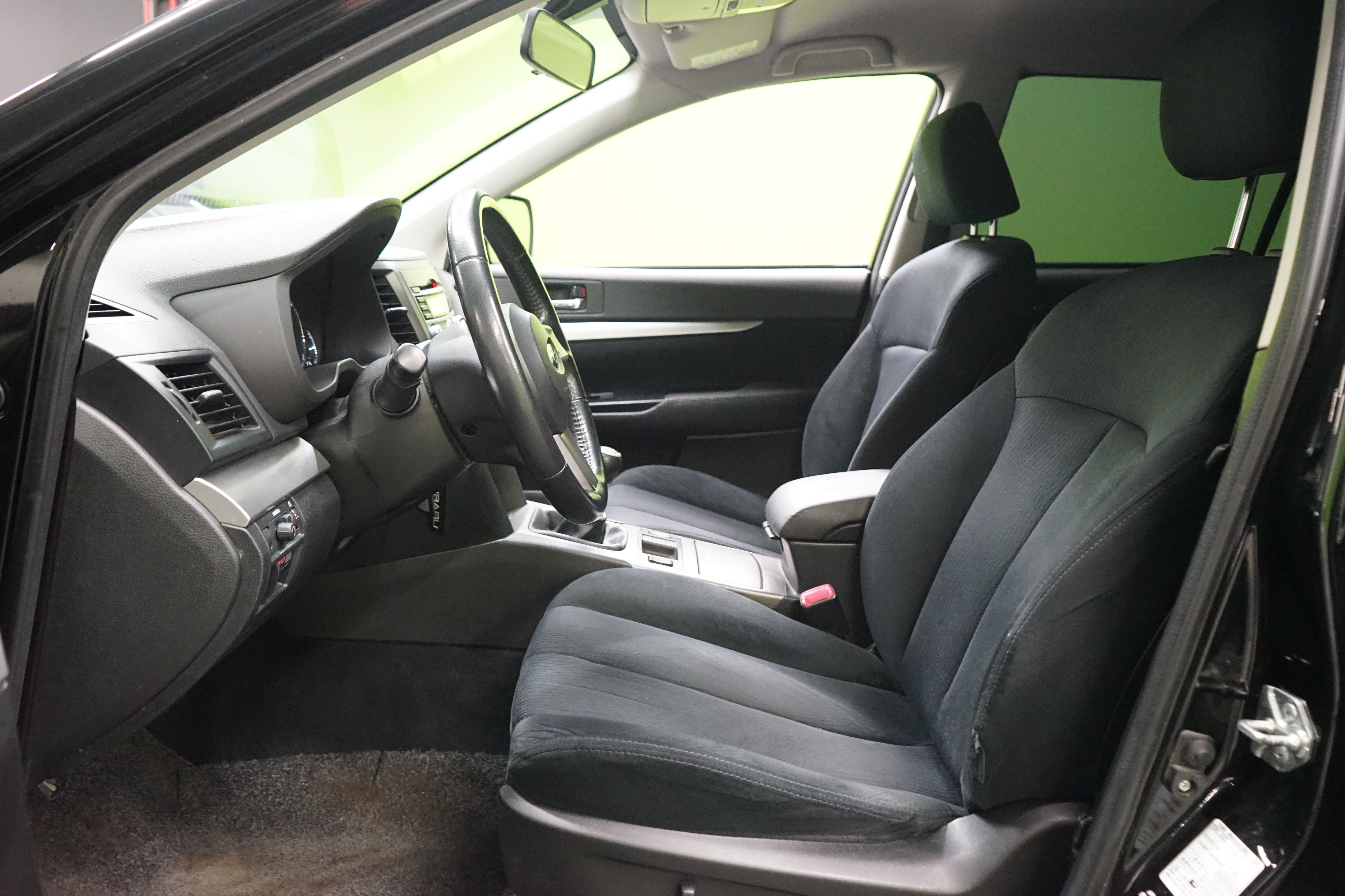 Subaru Outback 2012