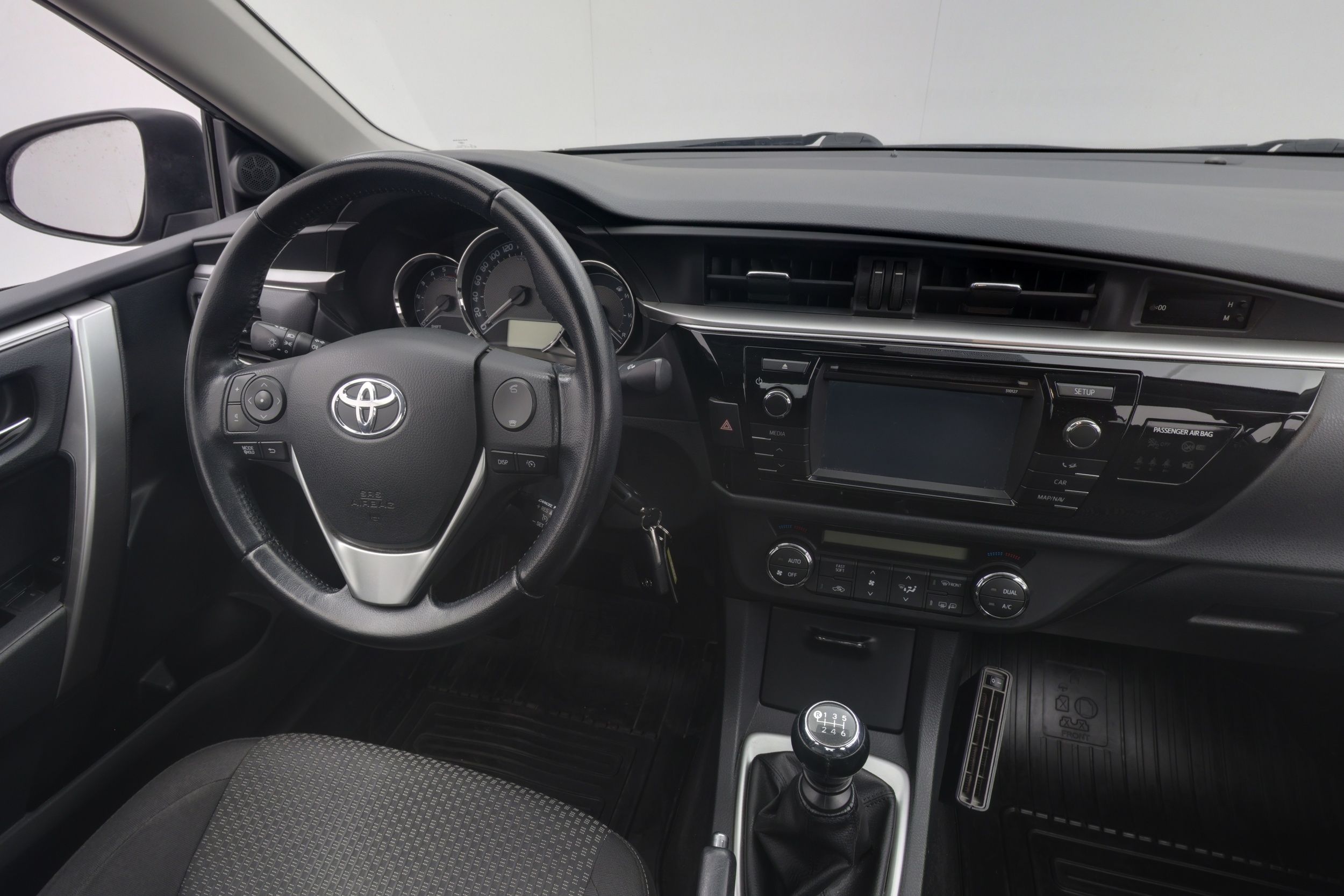 Toyota Corolla 2015
