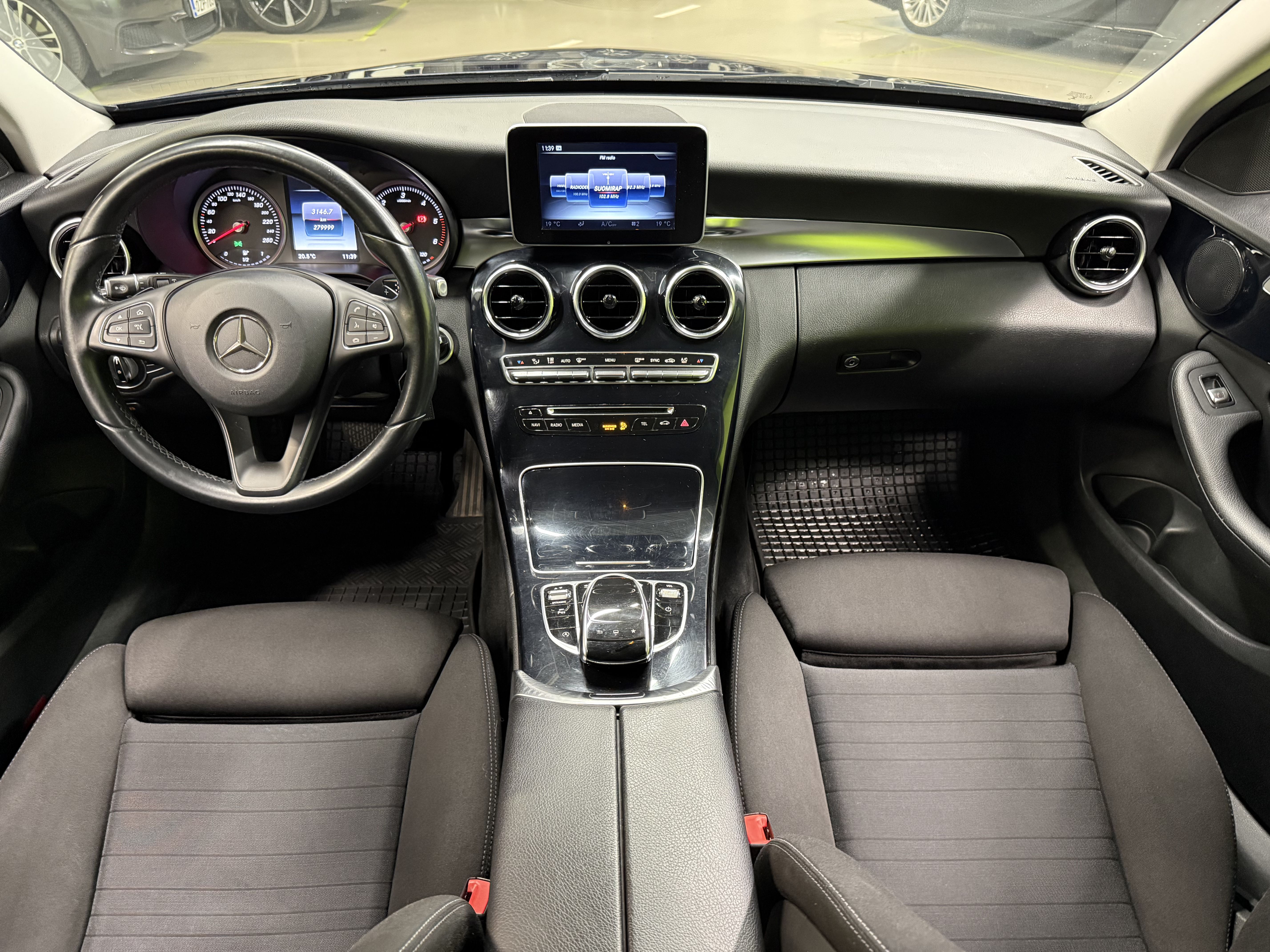 Mercedes-Benz C 2016