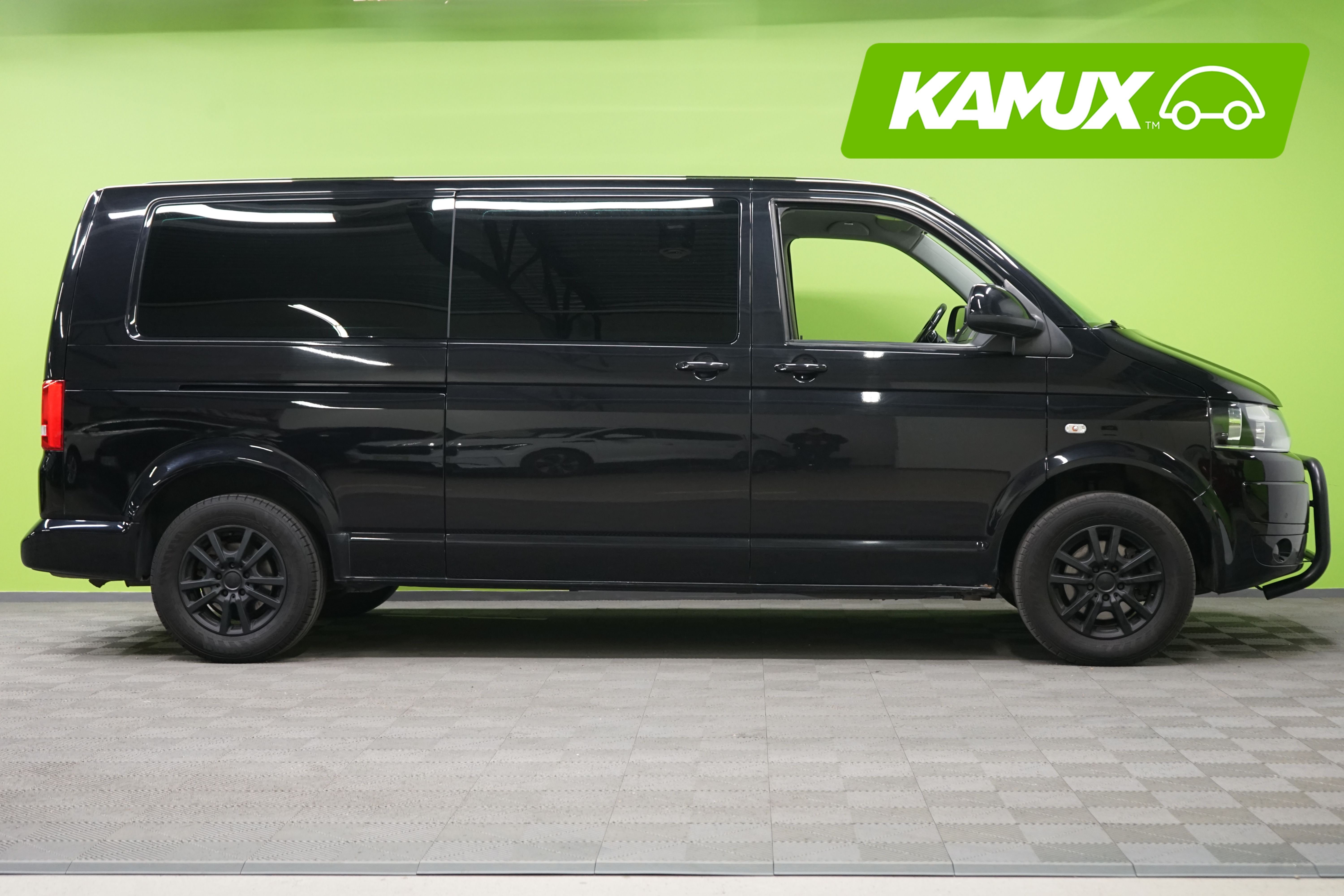 Volkswagen Caravelle 2014