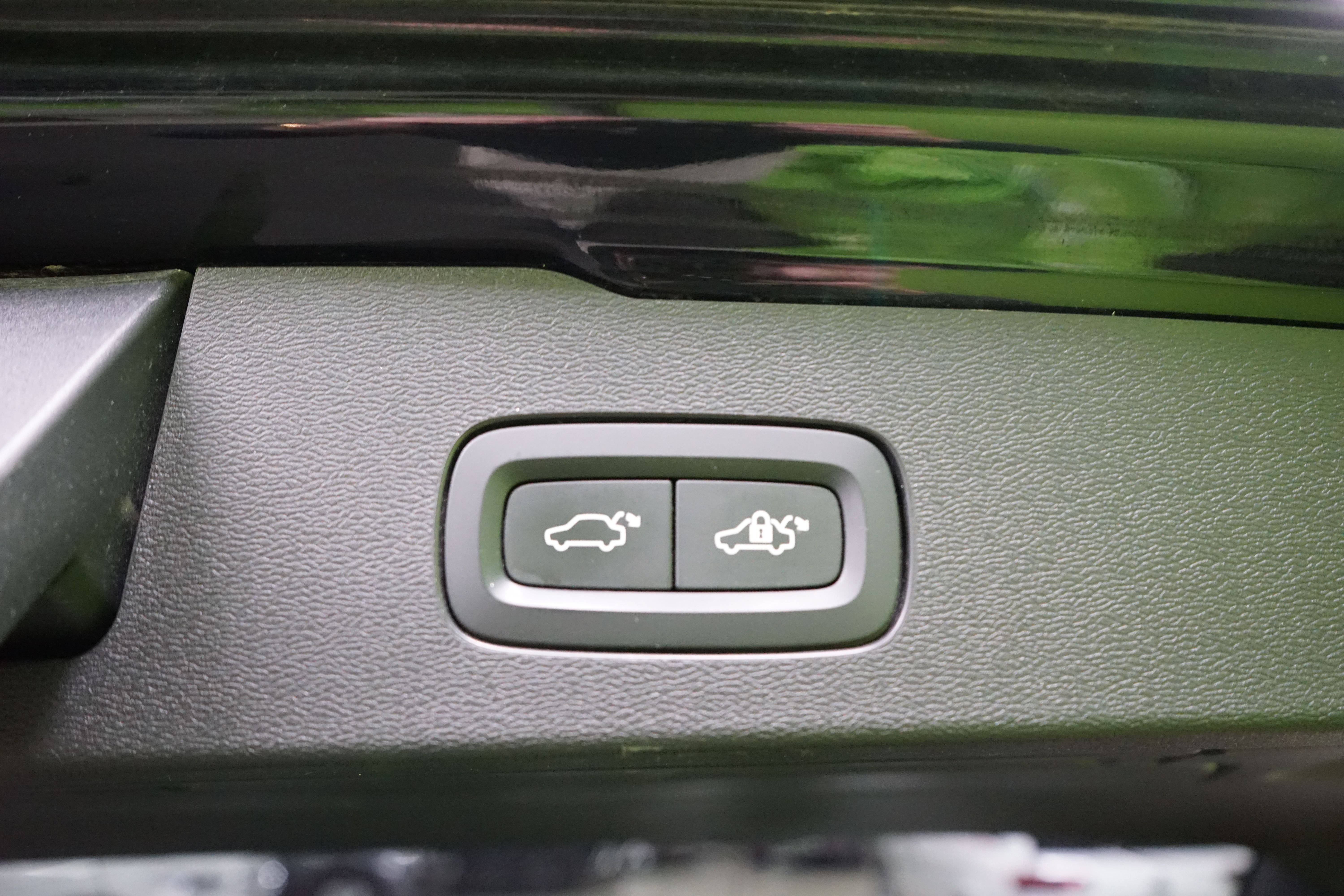 Volvo V60 2022