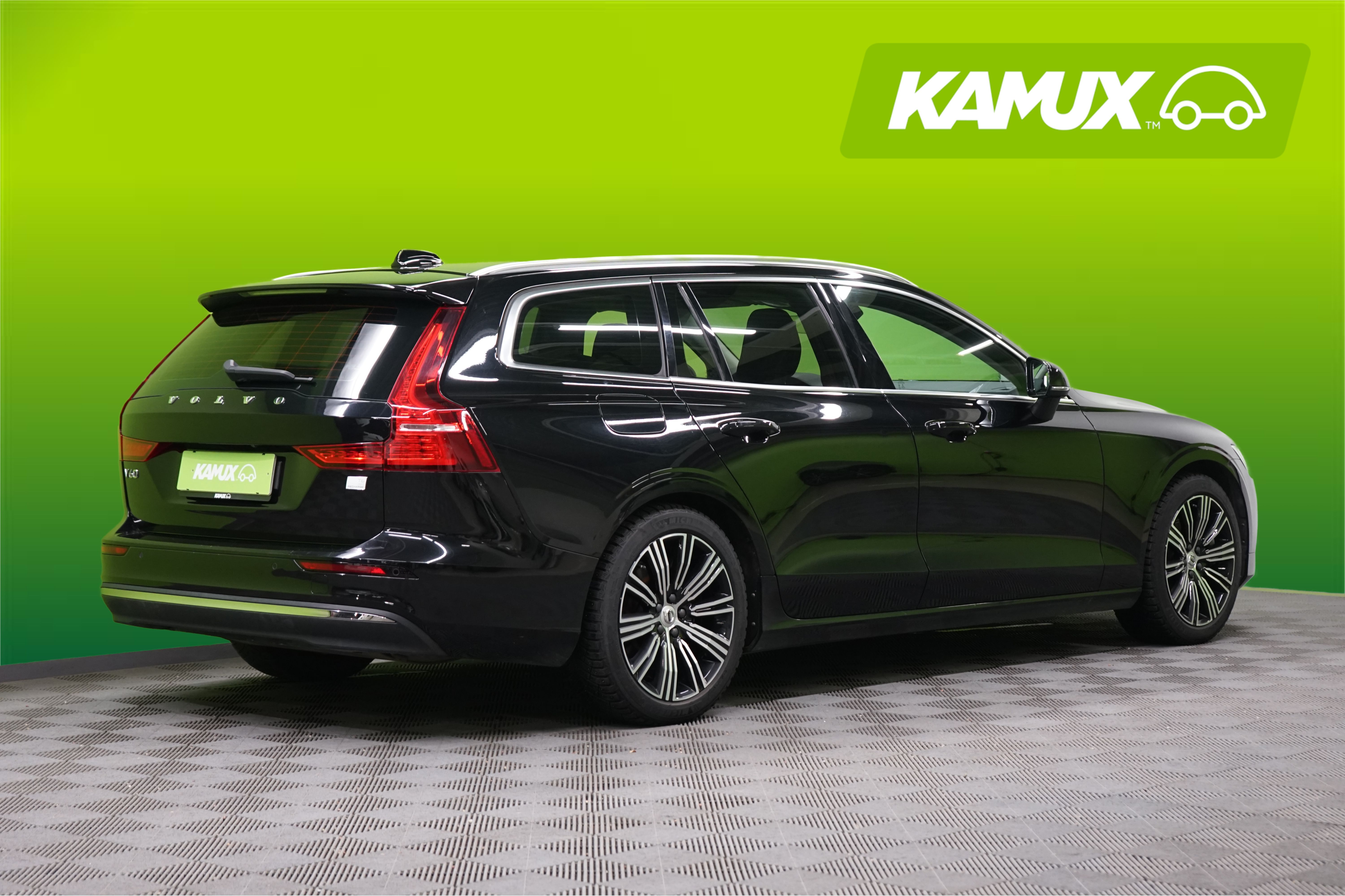 Volvo V60 2022