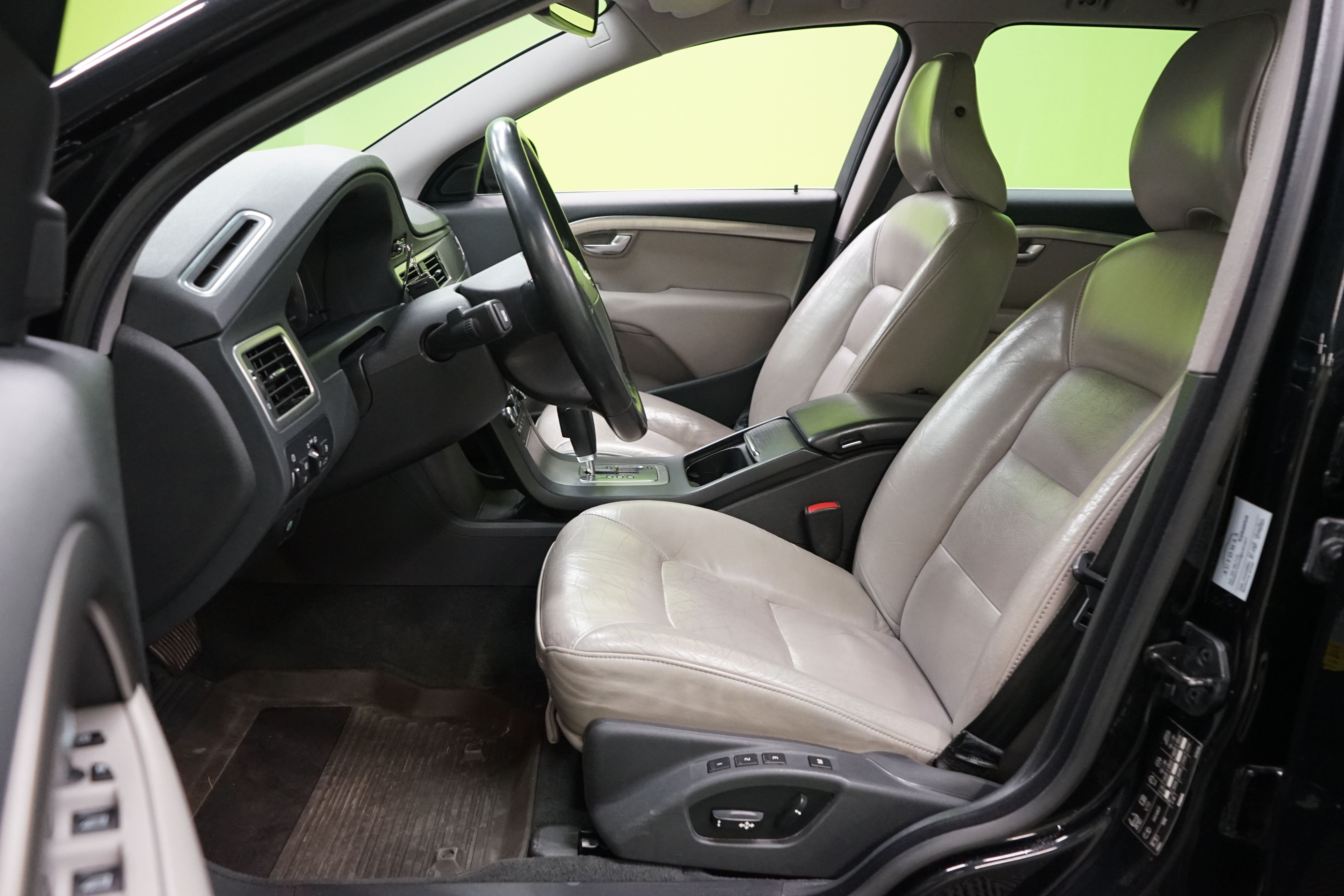 Volvo V70 2008