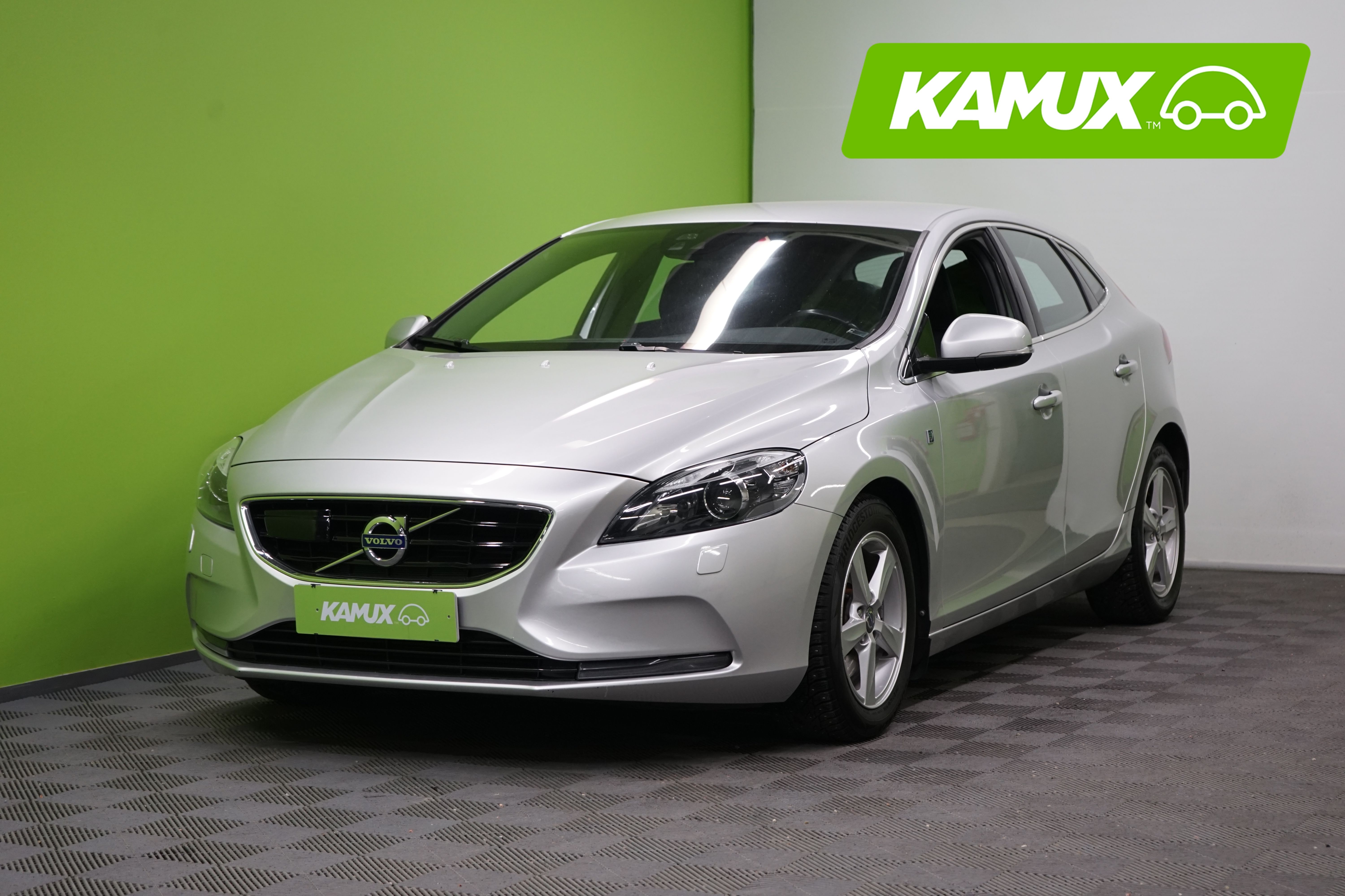 Volvo V40 2015