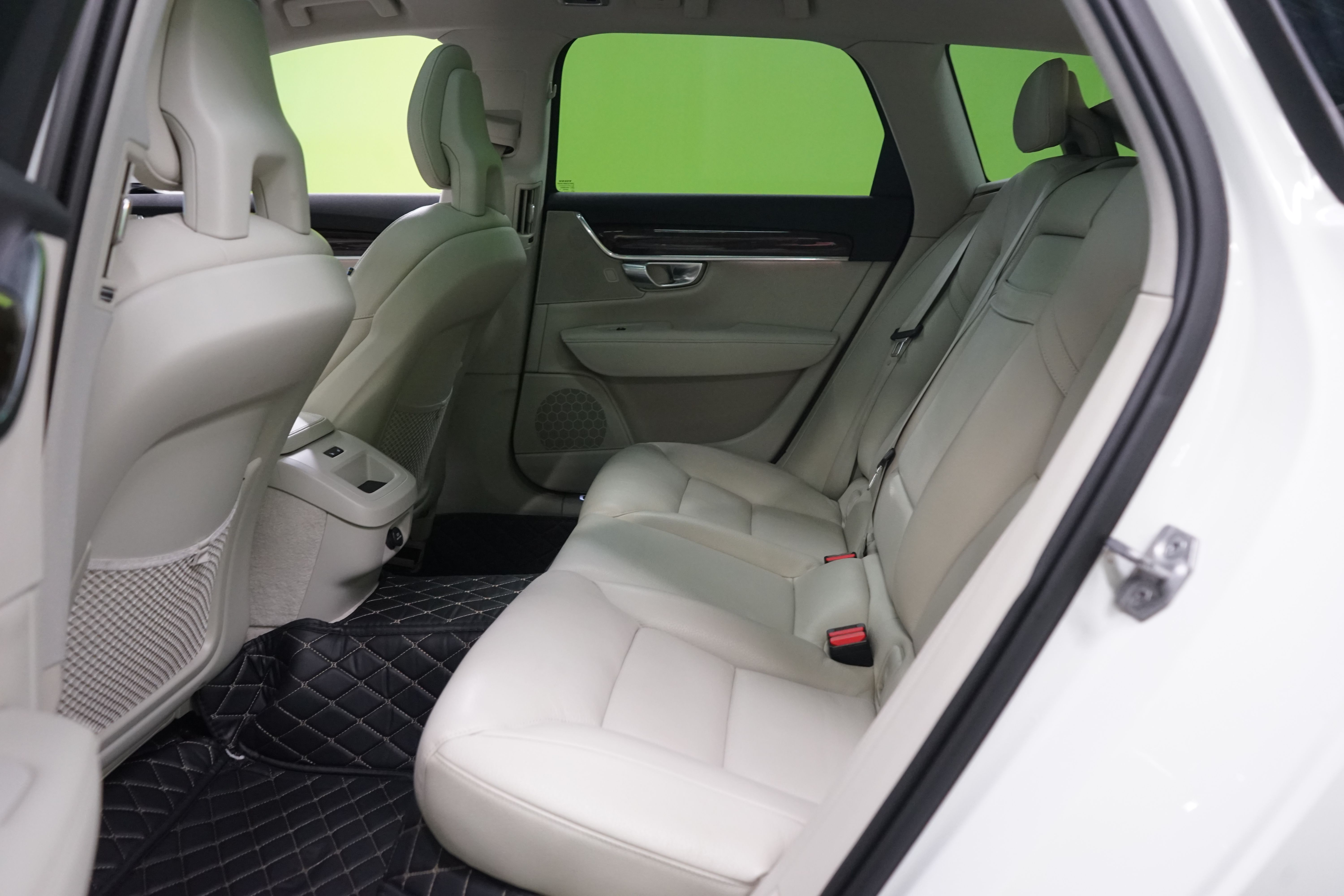 Volvo V90 2016