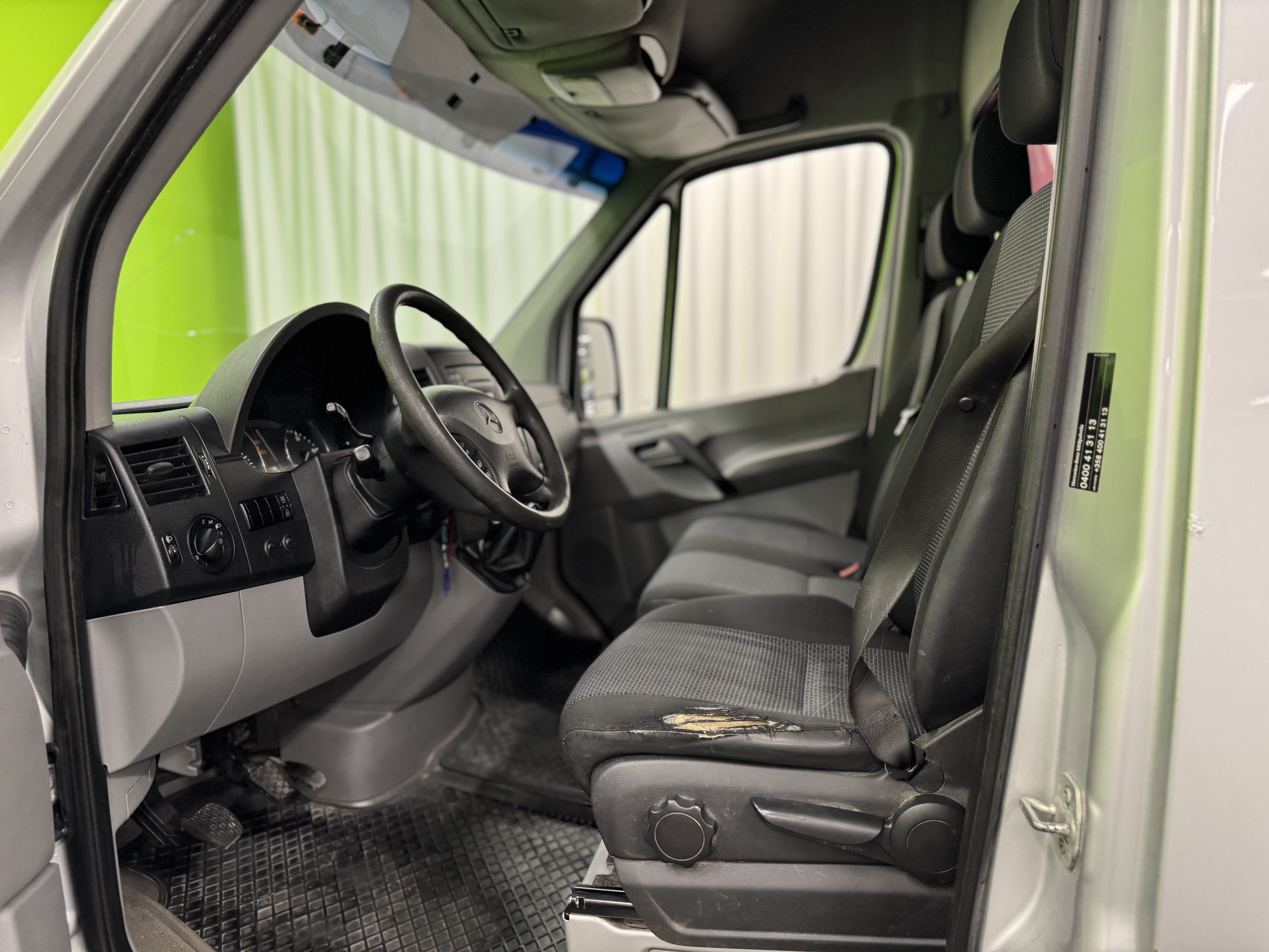 Mercedes-Benz Sprinter 2012