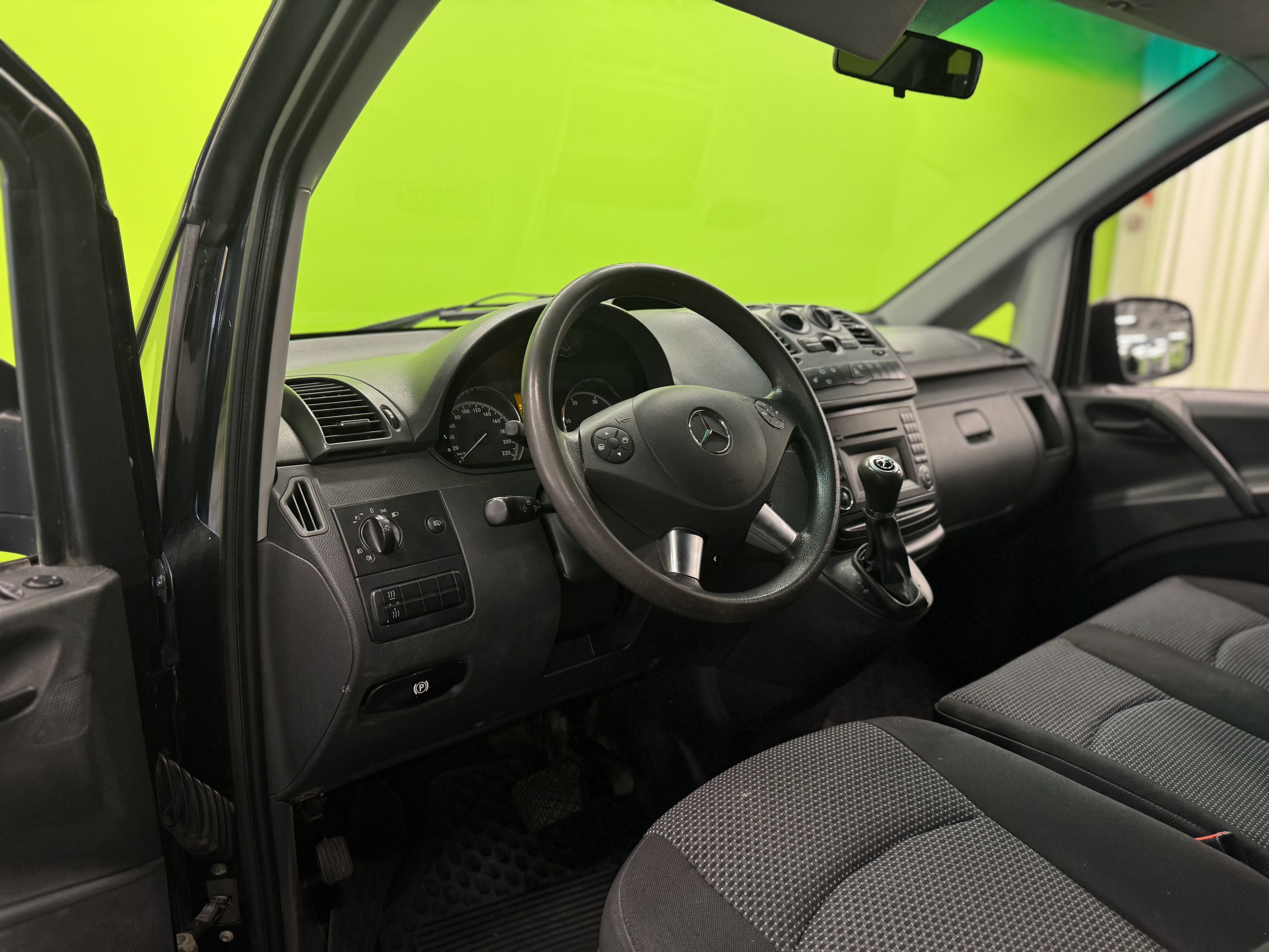 Mercedes-Benz Vito 2012