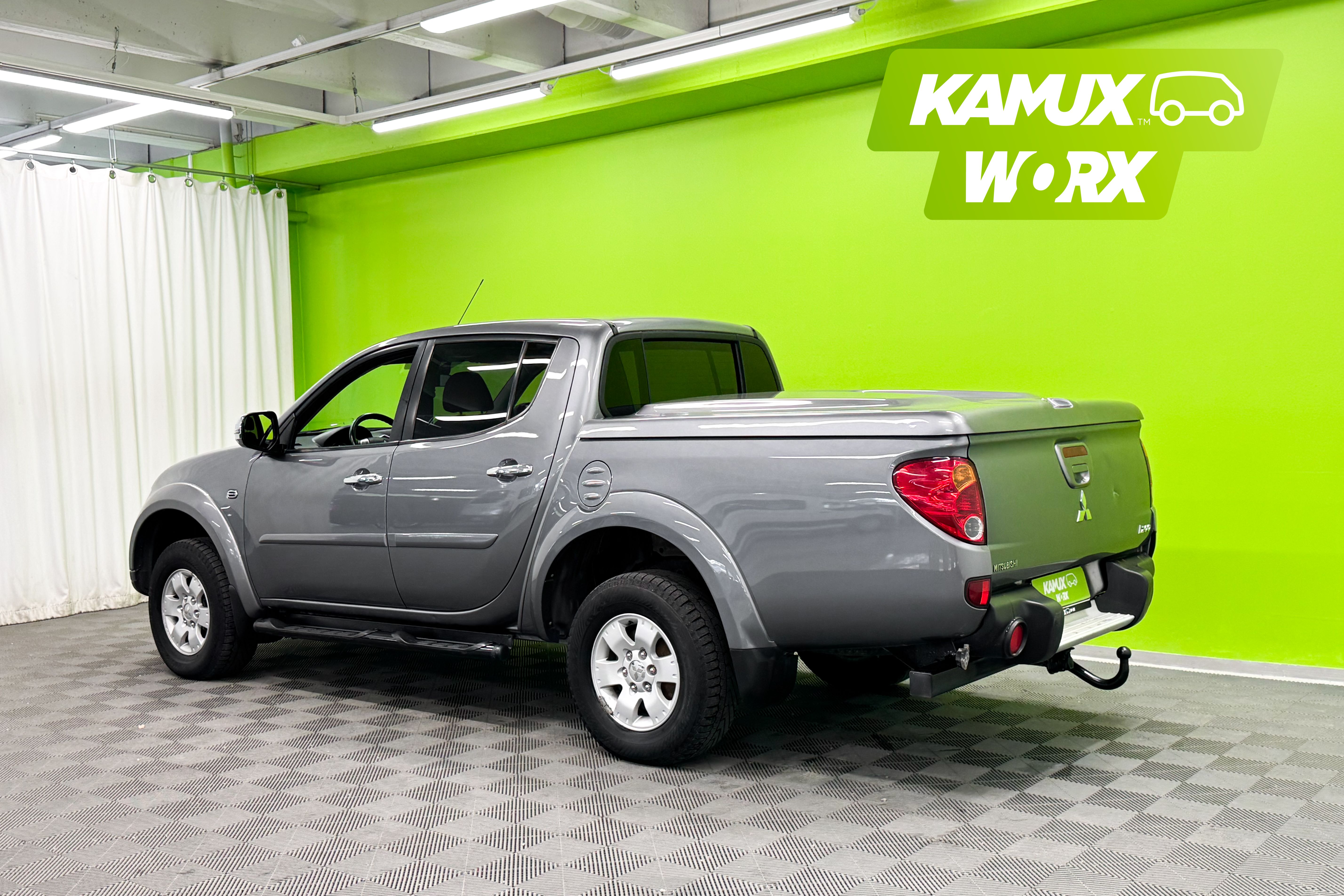 Mitsubishi L200 2015