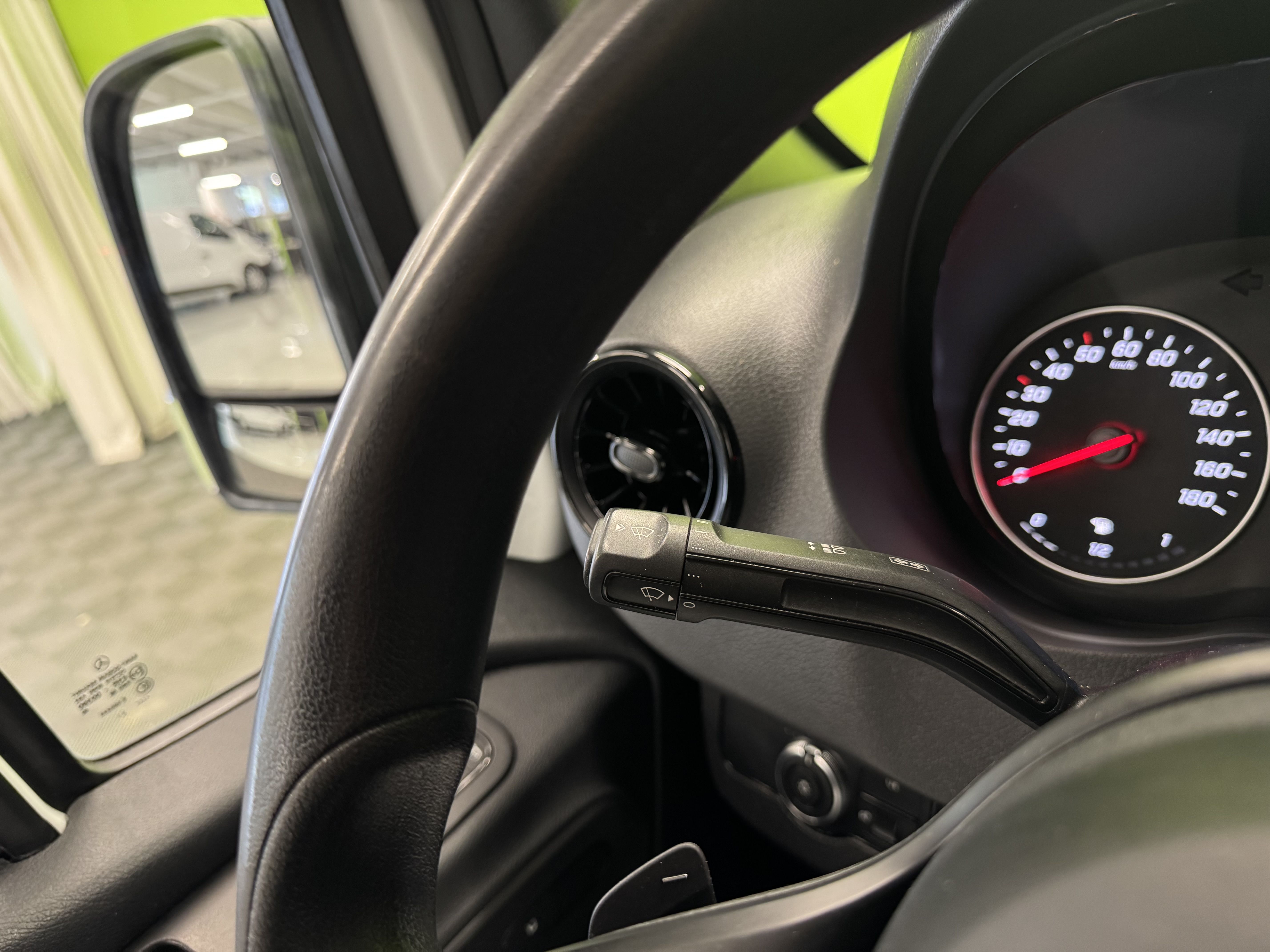 Mercedes-Benz Sprinter 2021