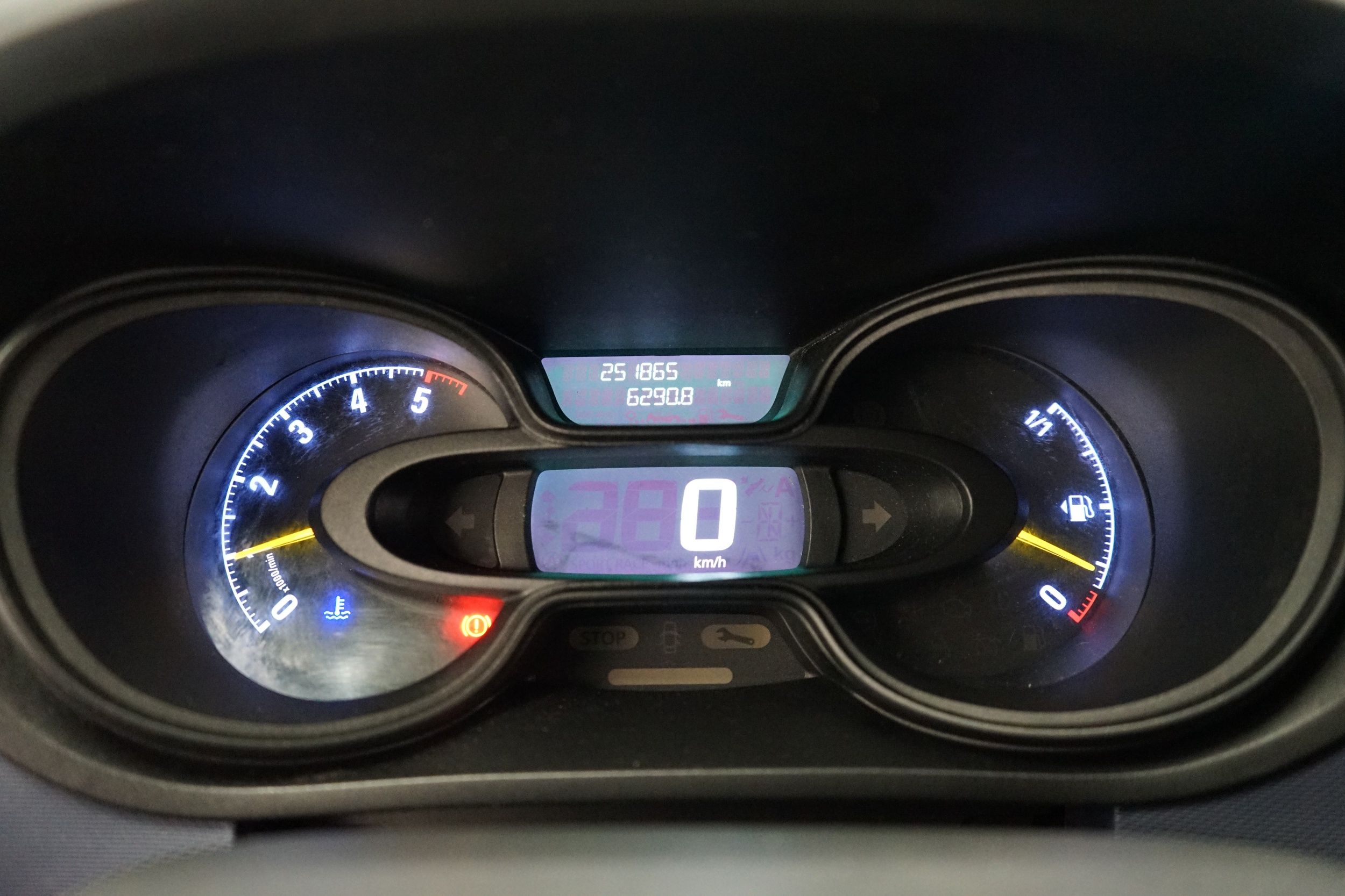 Opel Vivaro 2015