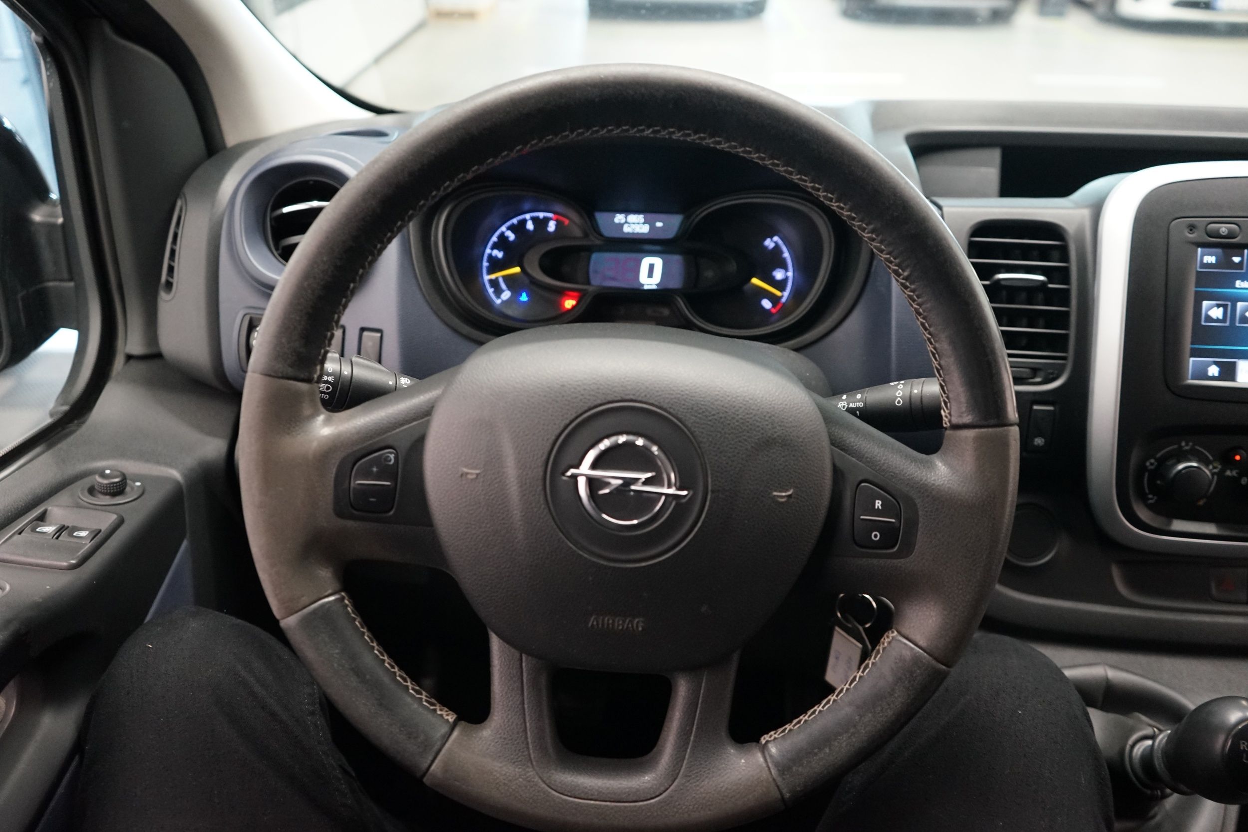 Opel Vivaro 2015