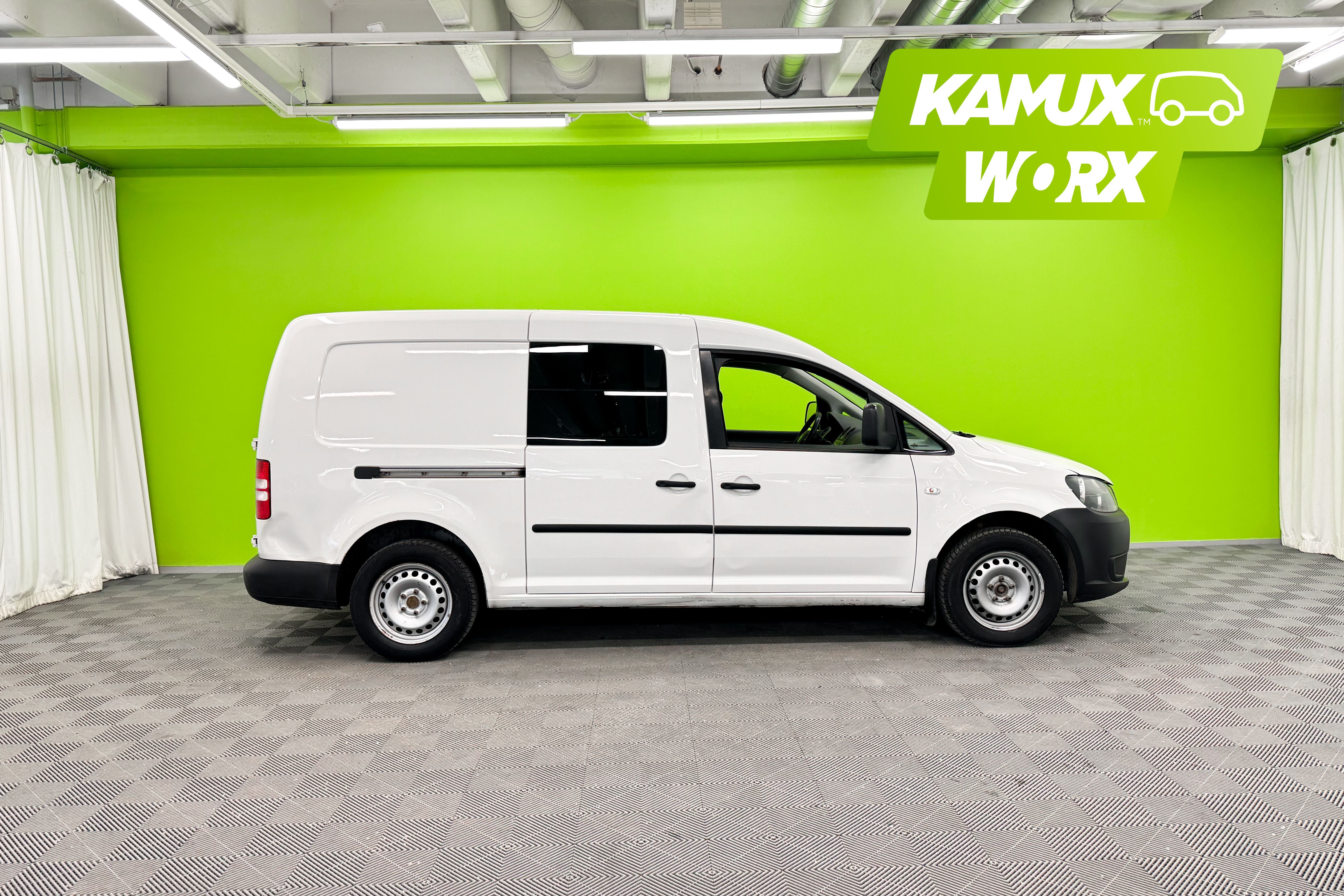 Volkswagen Caddy Maxi 2011