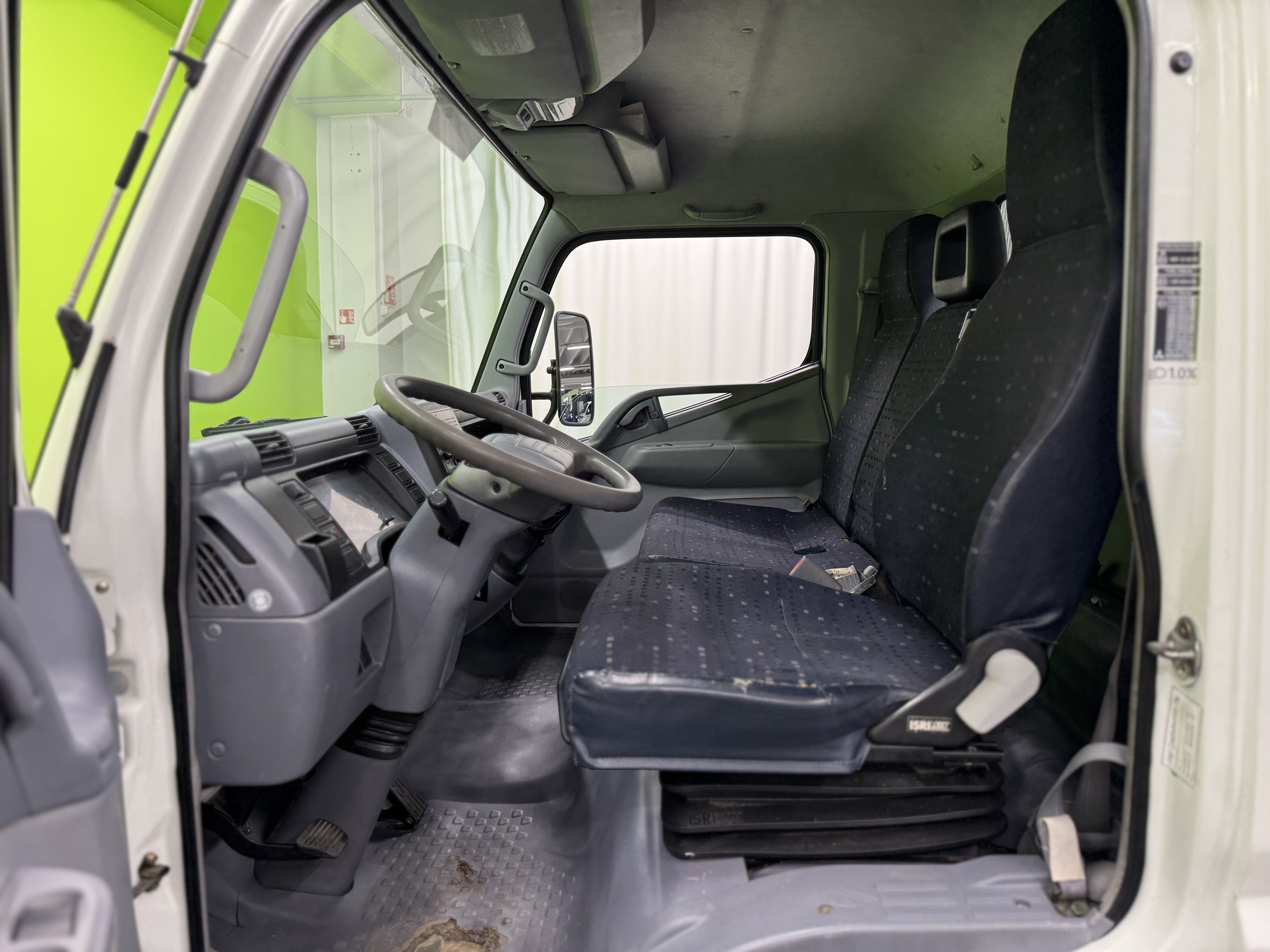 Mitsubishi Canter 2006