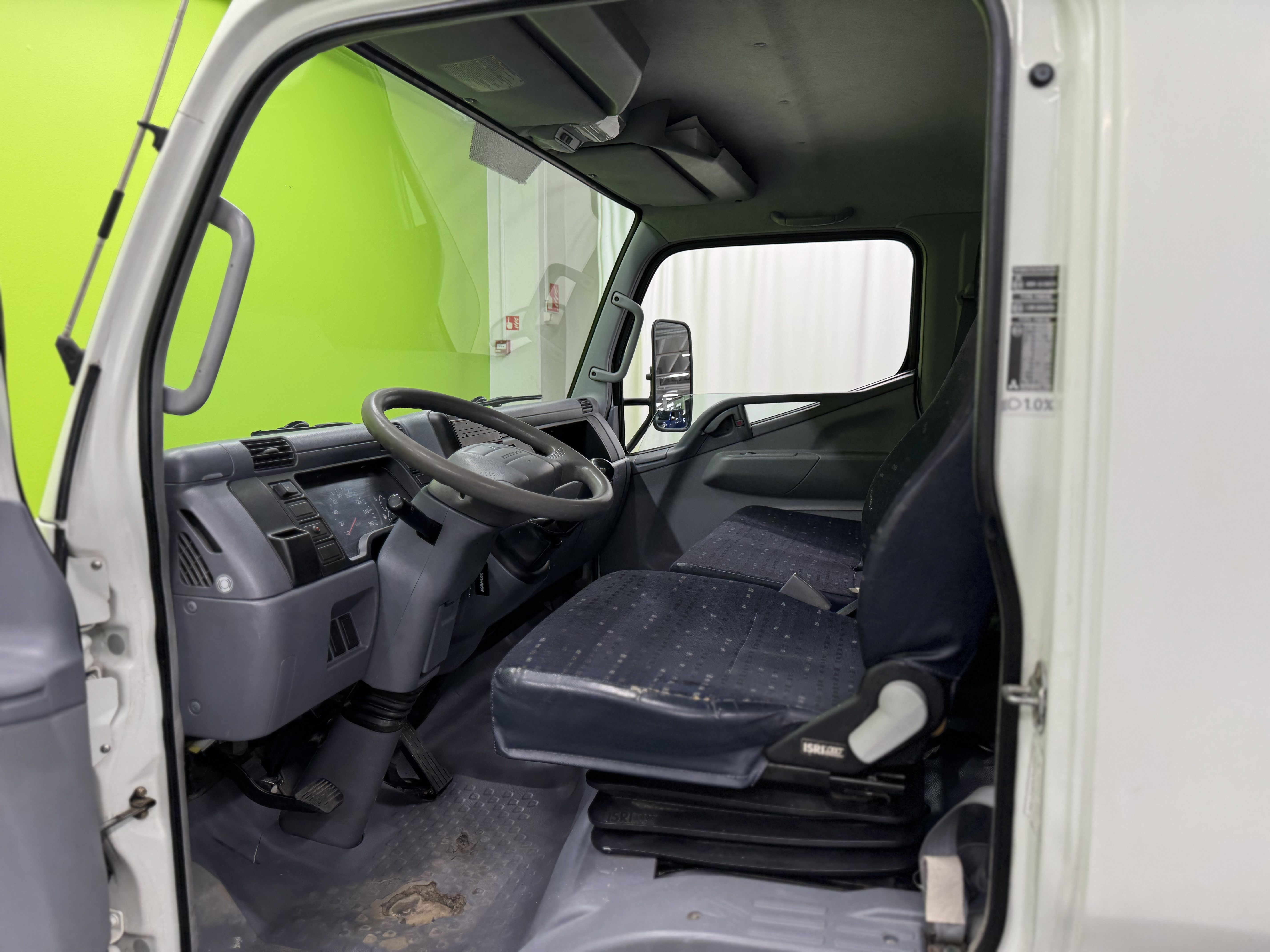 Mitsubishi Canter 2006