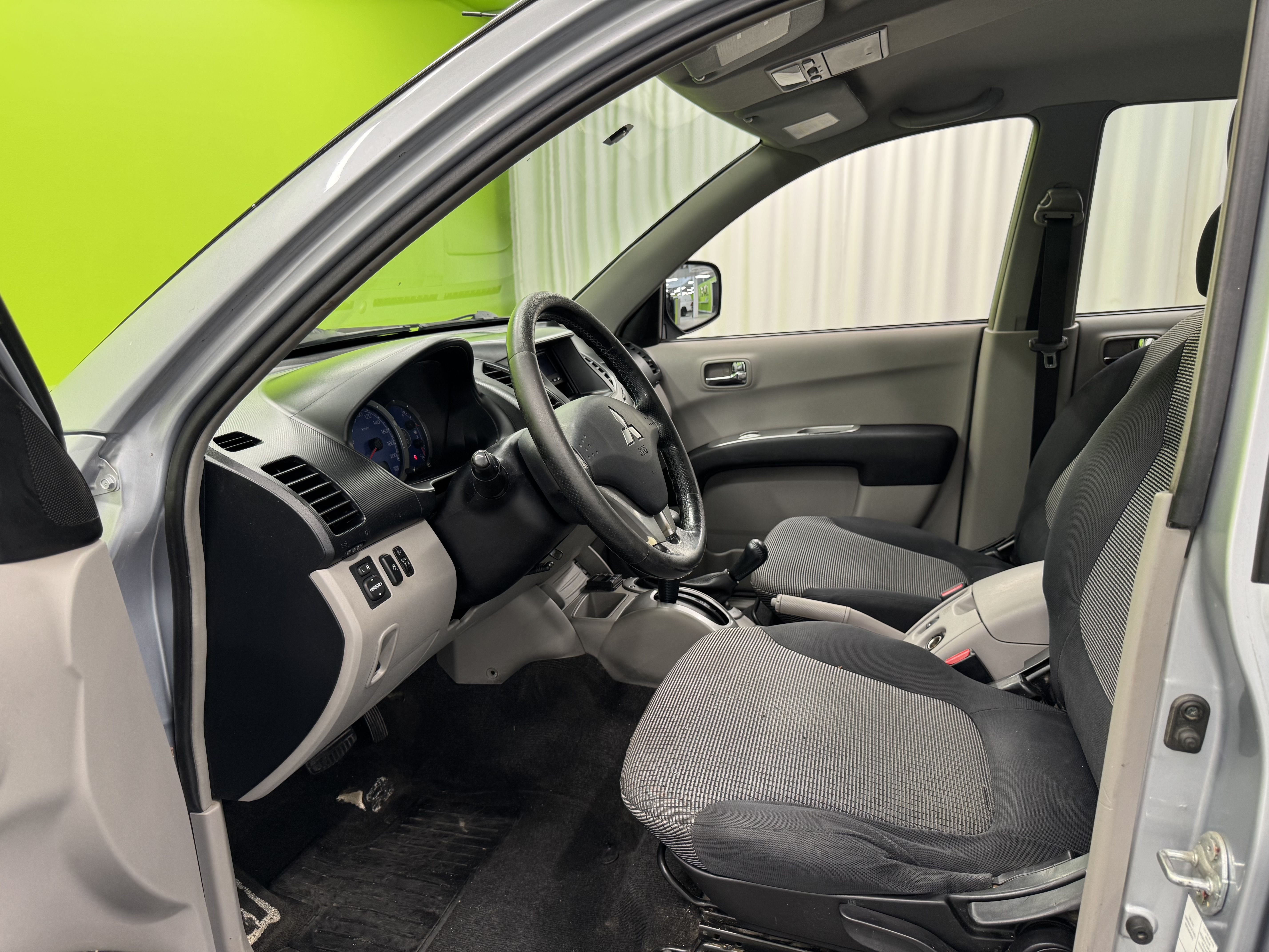 Mitsubishi L200 2008