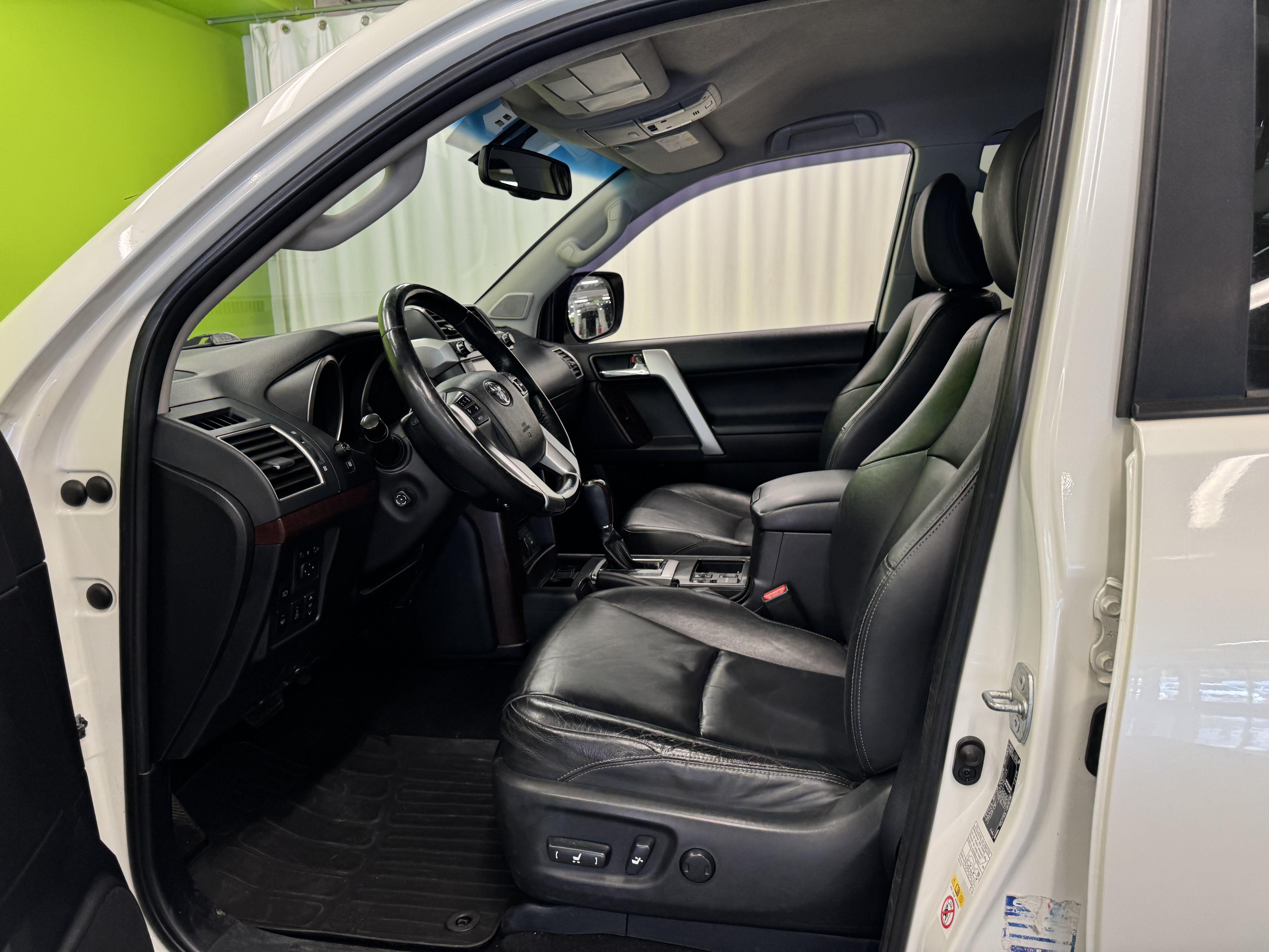 Toyota Land Cruiser 2014