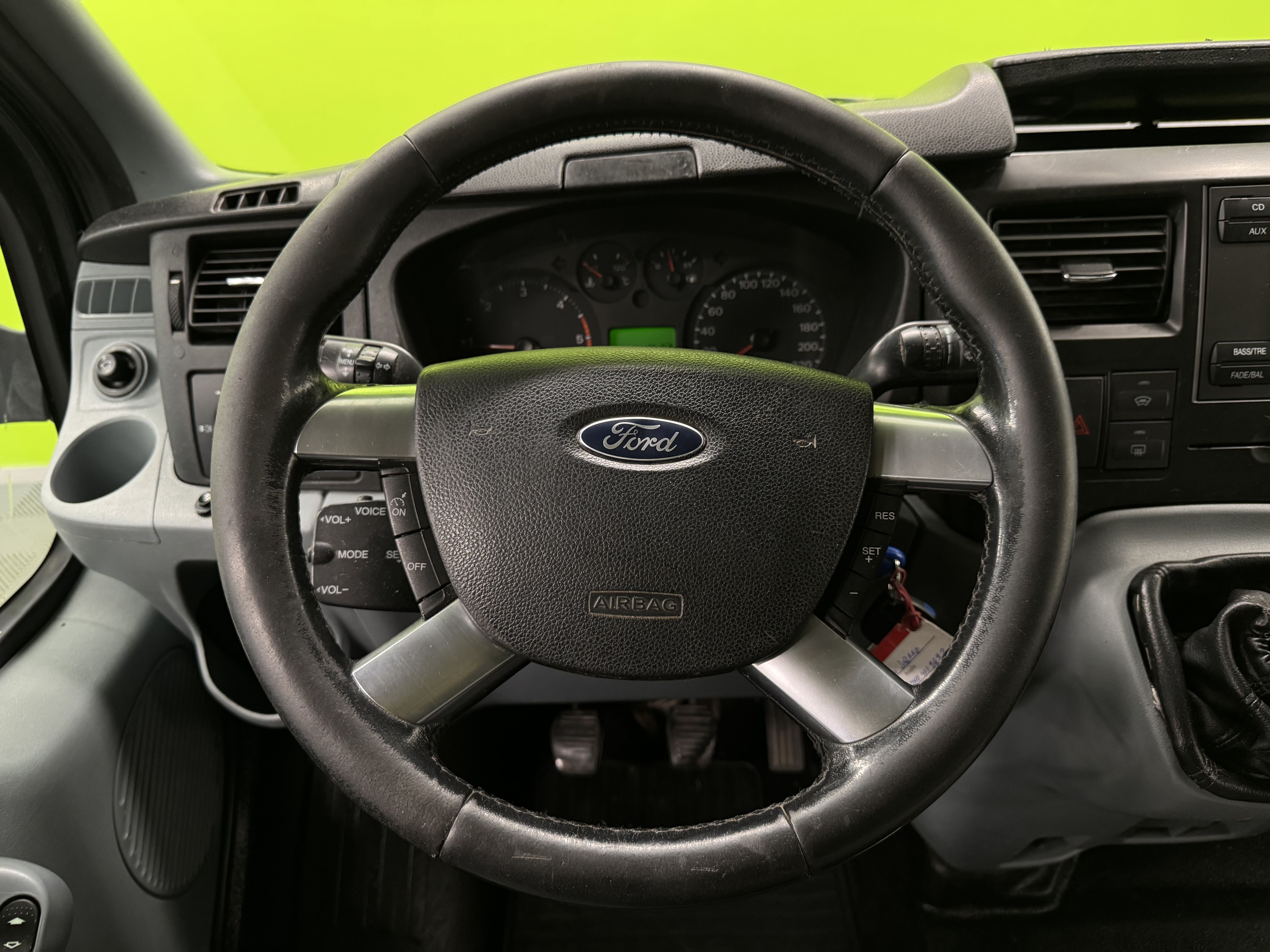 Ford Transit 2010