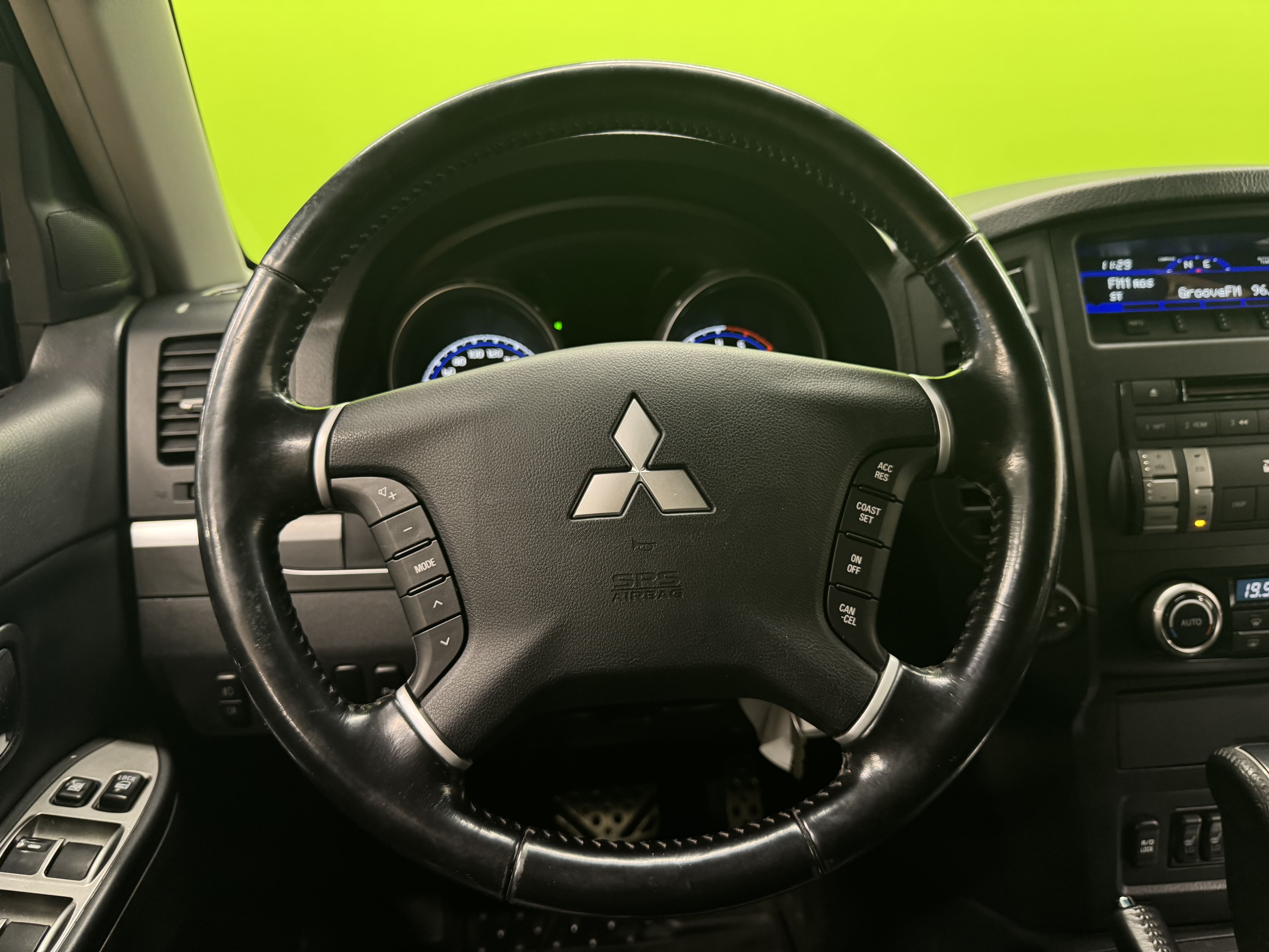 Mitsubishi Pajero 2007