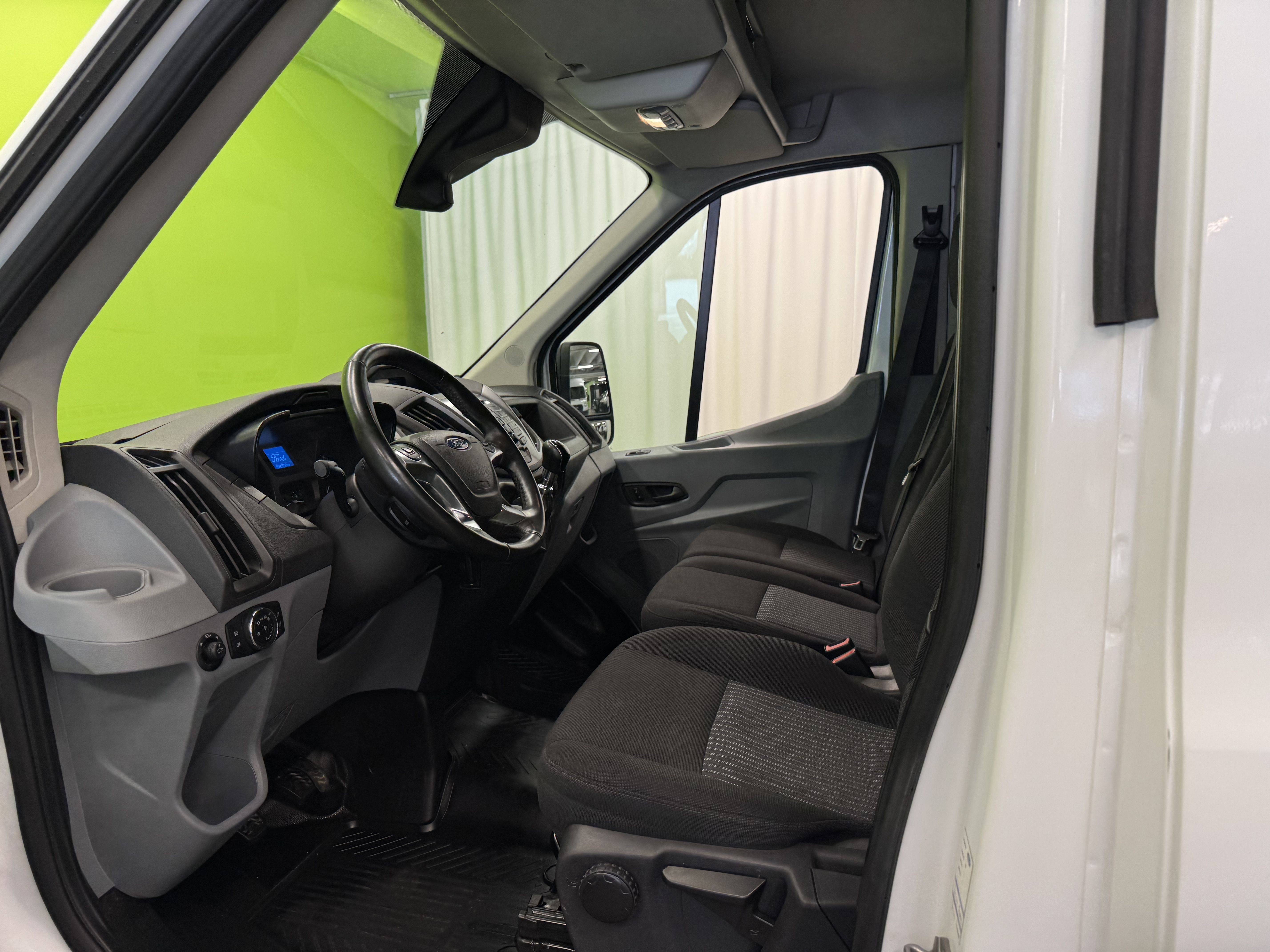 Ford Transit 2016