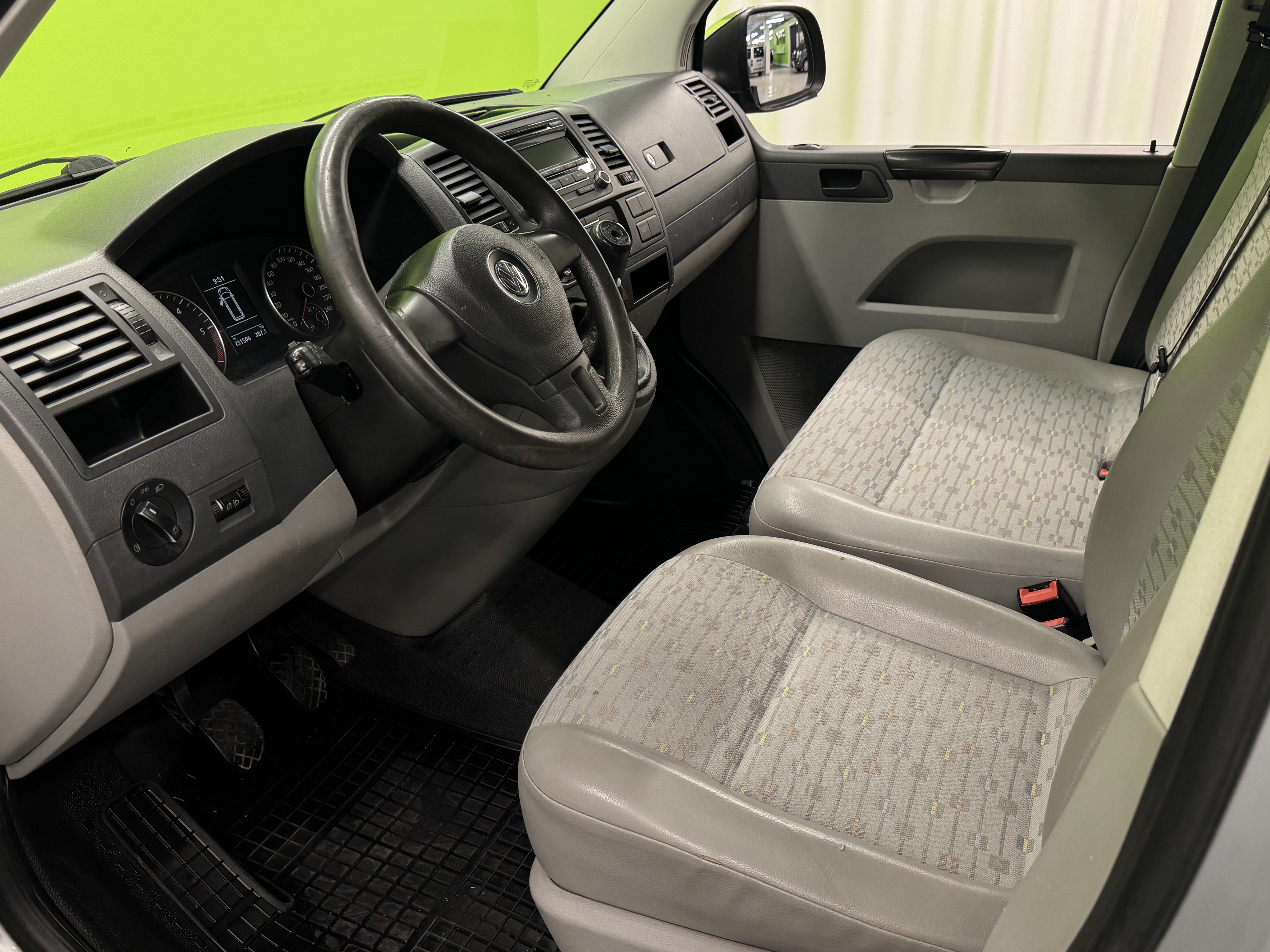 Volkswagen Transporter 2012