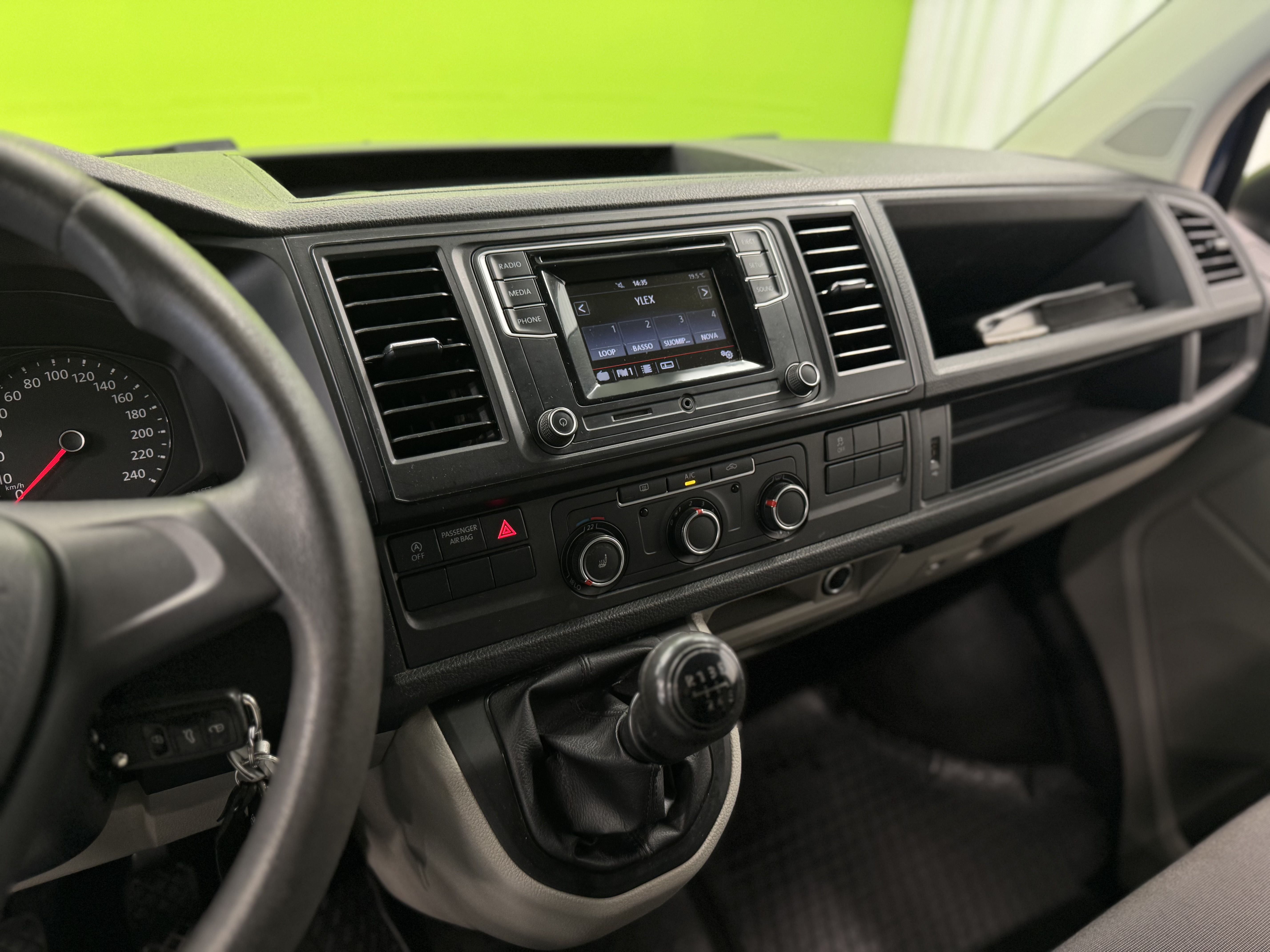 Volkswagen Transporter 2016