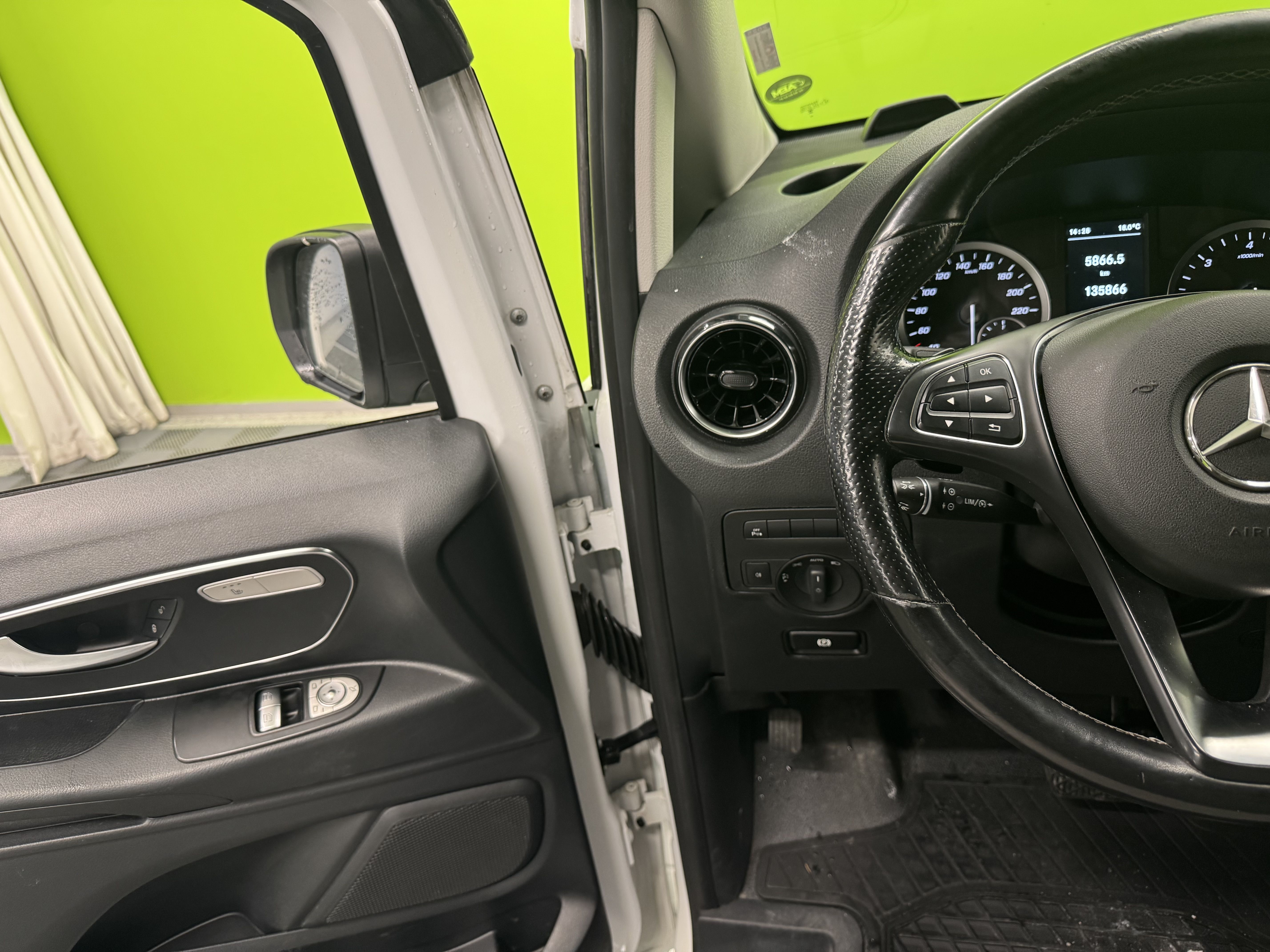 Mercedes-Benz Vito 2021