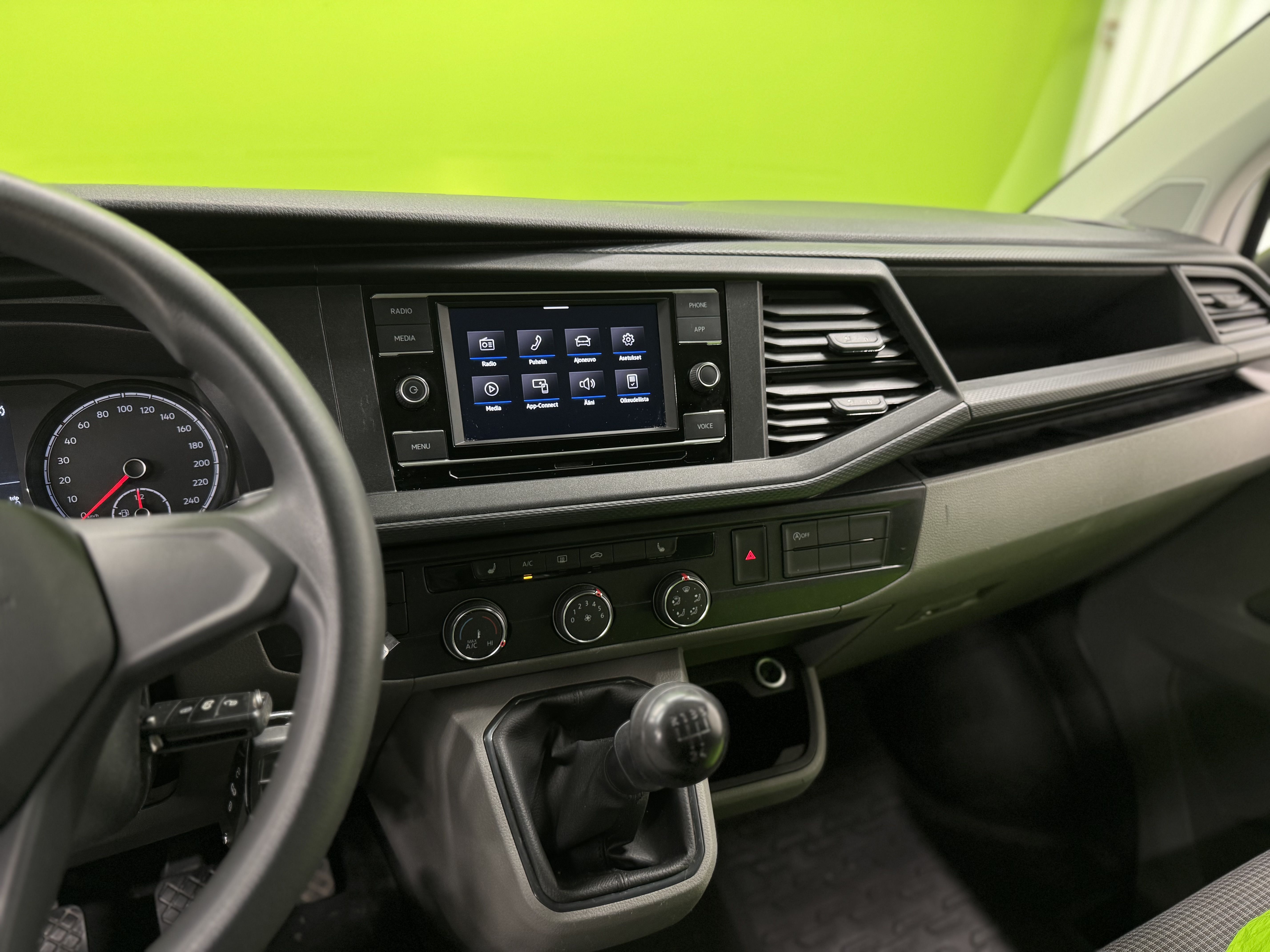 Volkswagen Transporter 2021