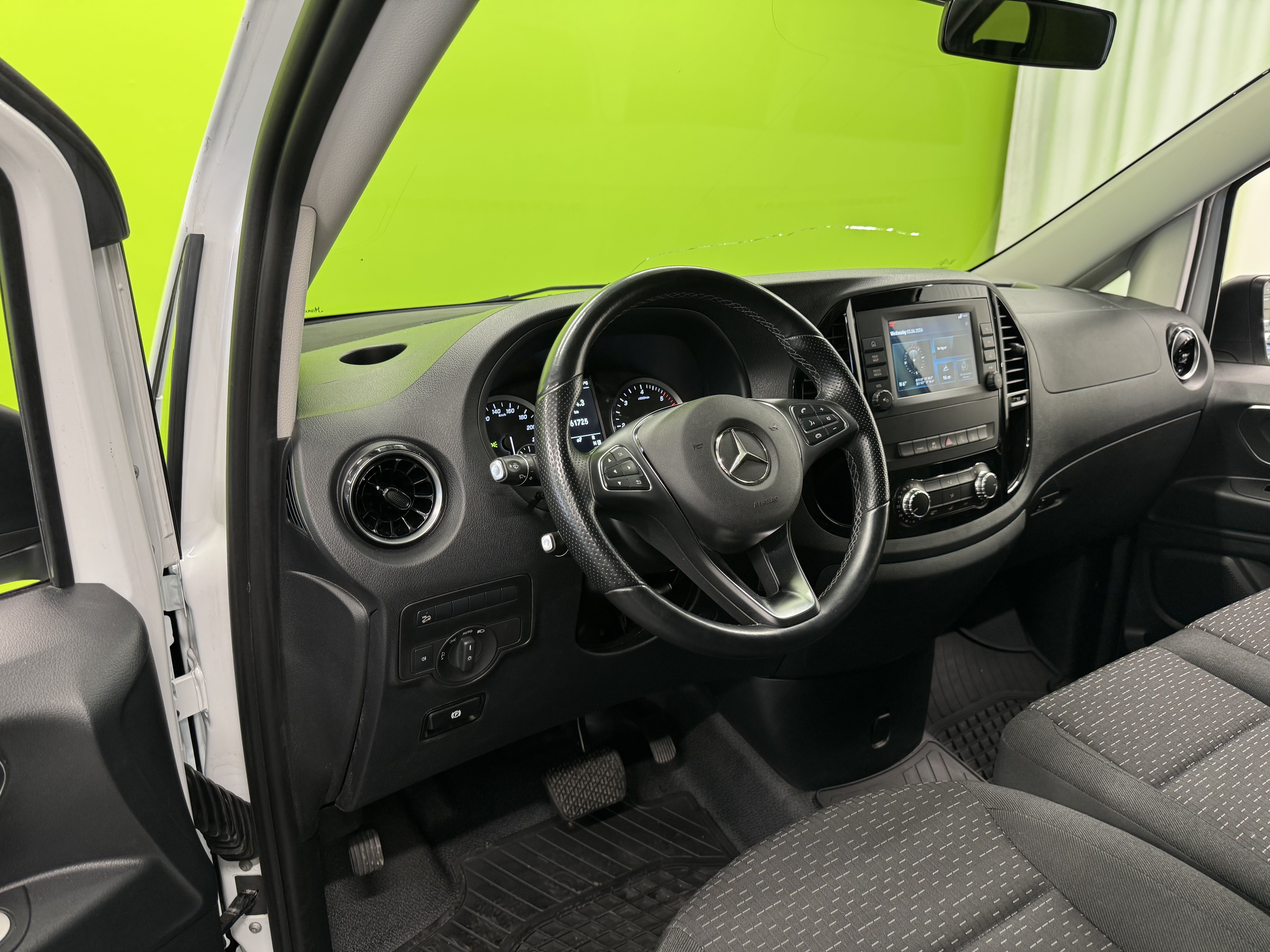 Mercedes-Benz Vito 2023