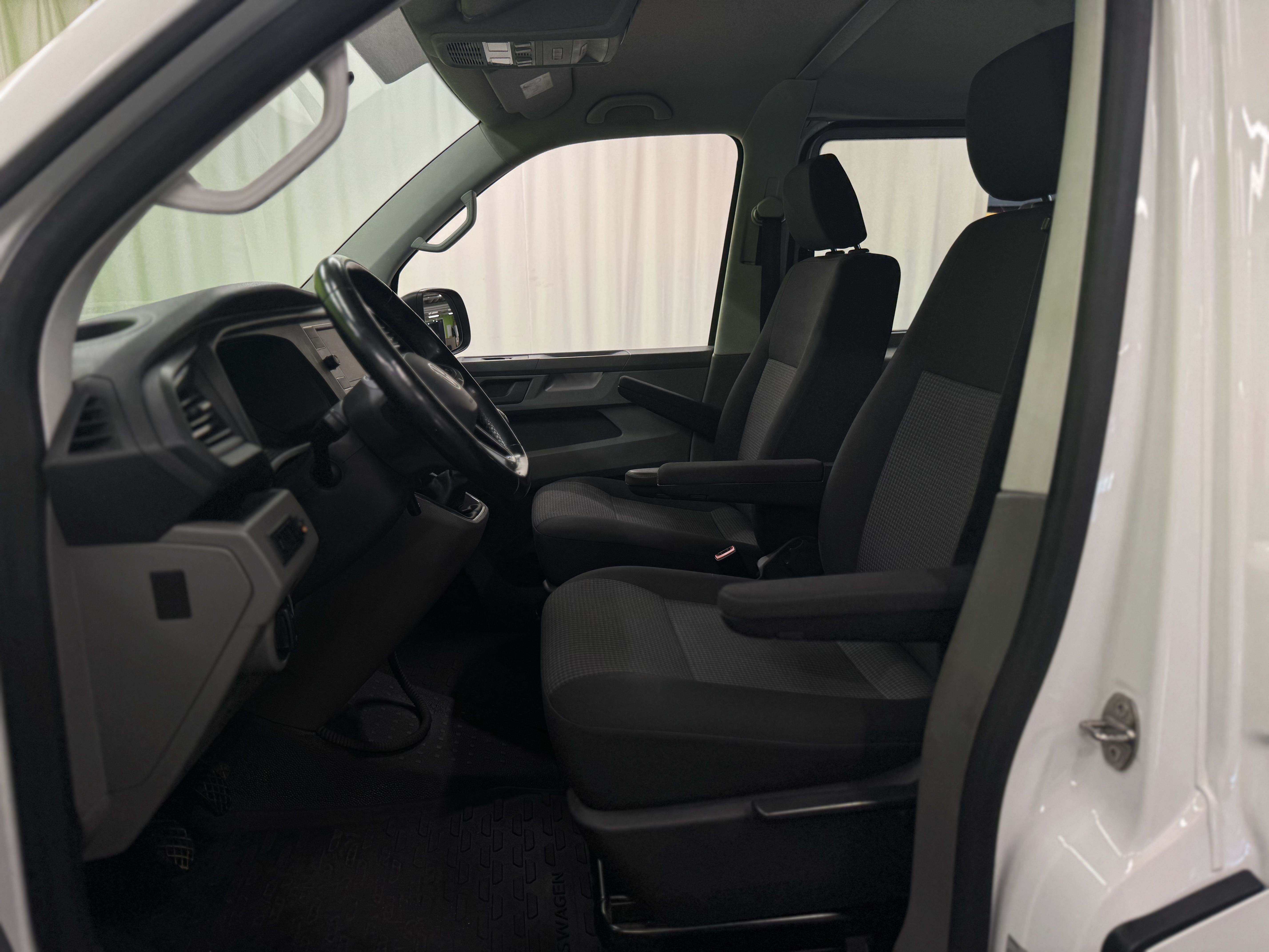 Volkswagen Transporter 2021