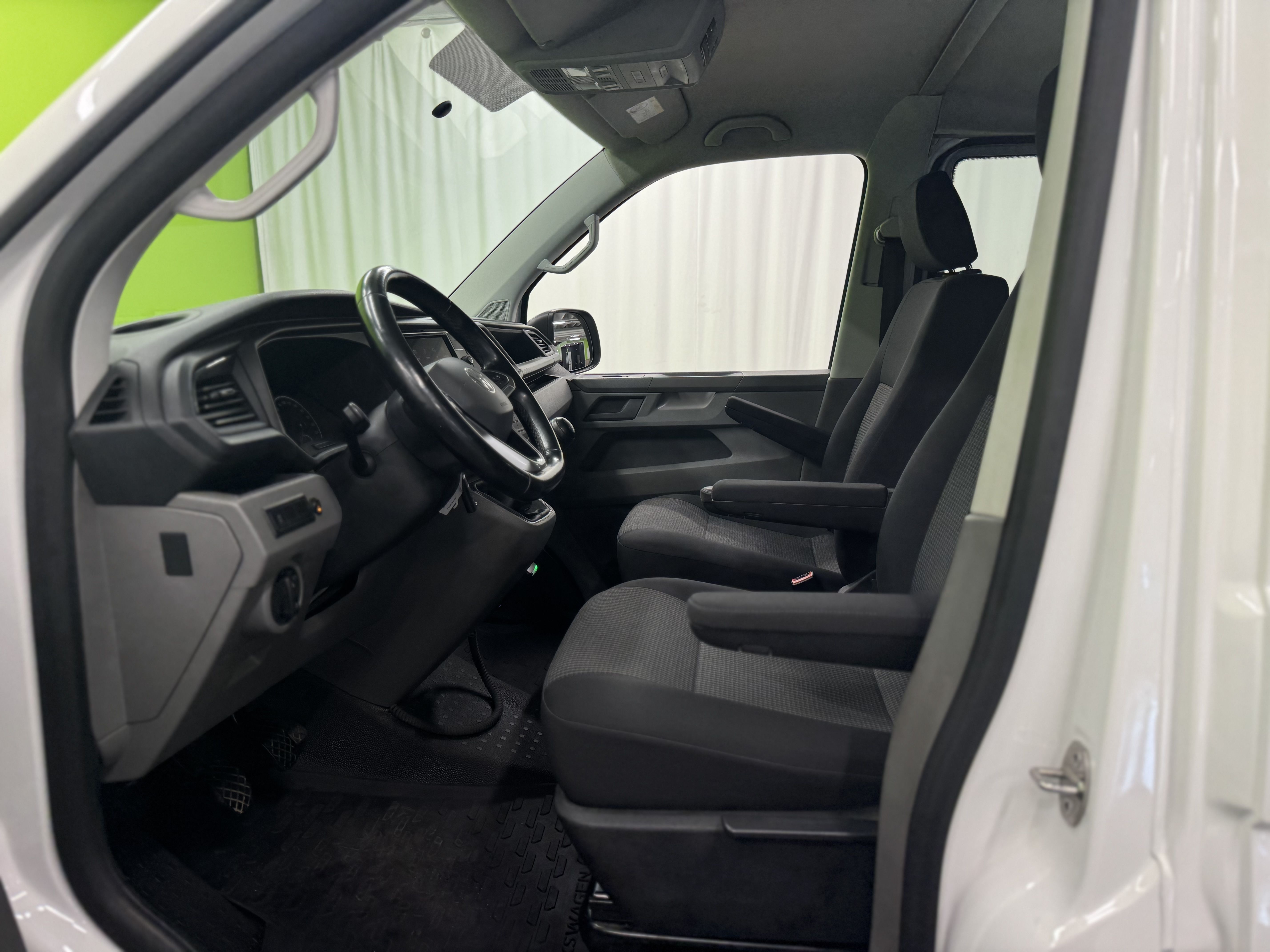 Volkswagen Transporter 2021