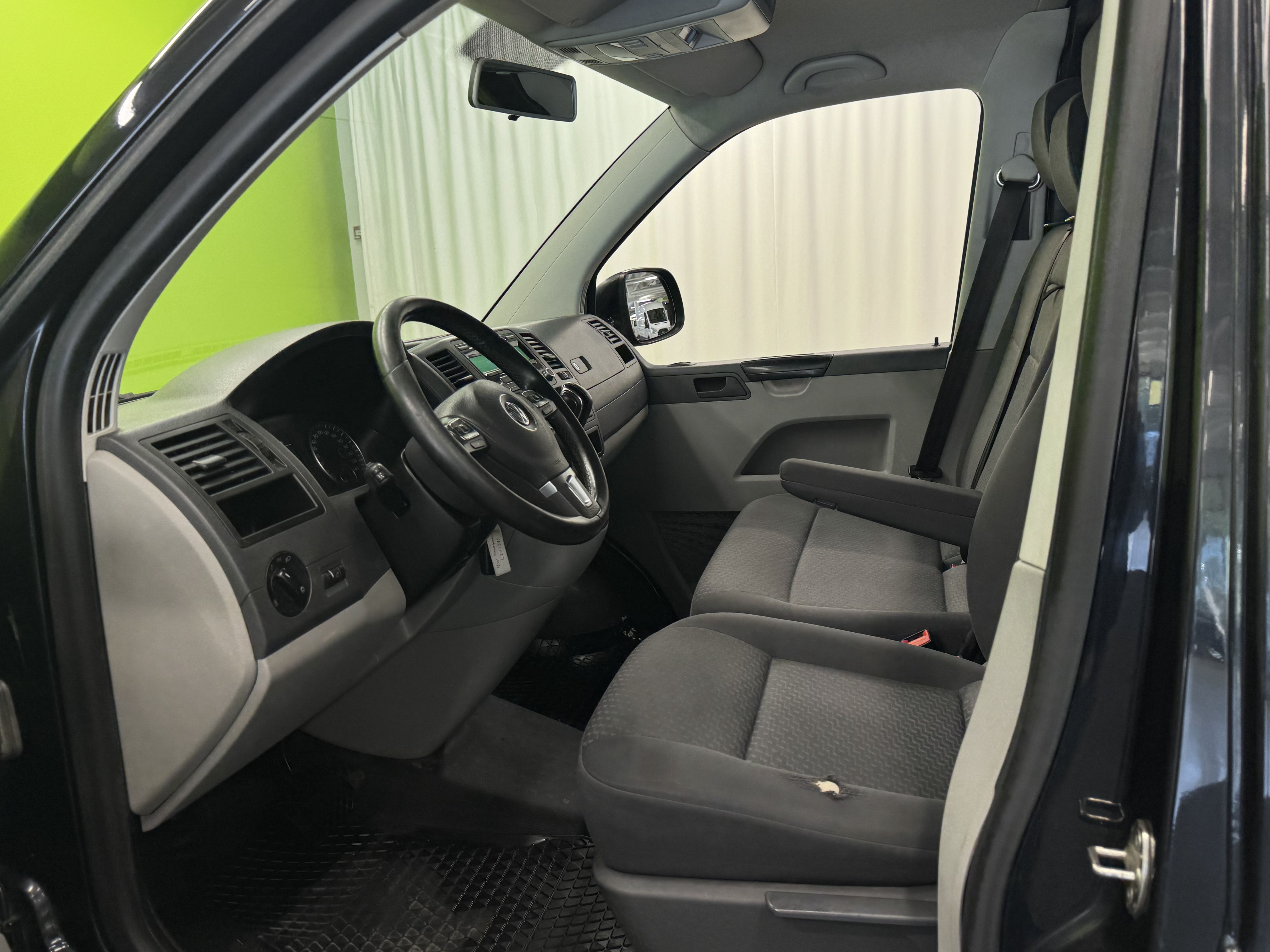 Volkswagen Transporter 2012