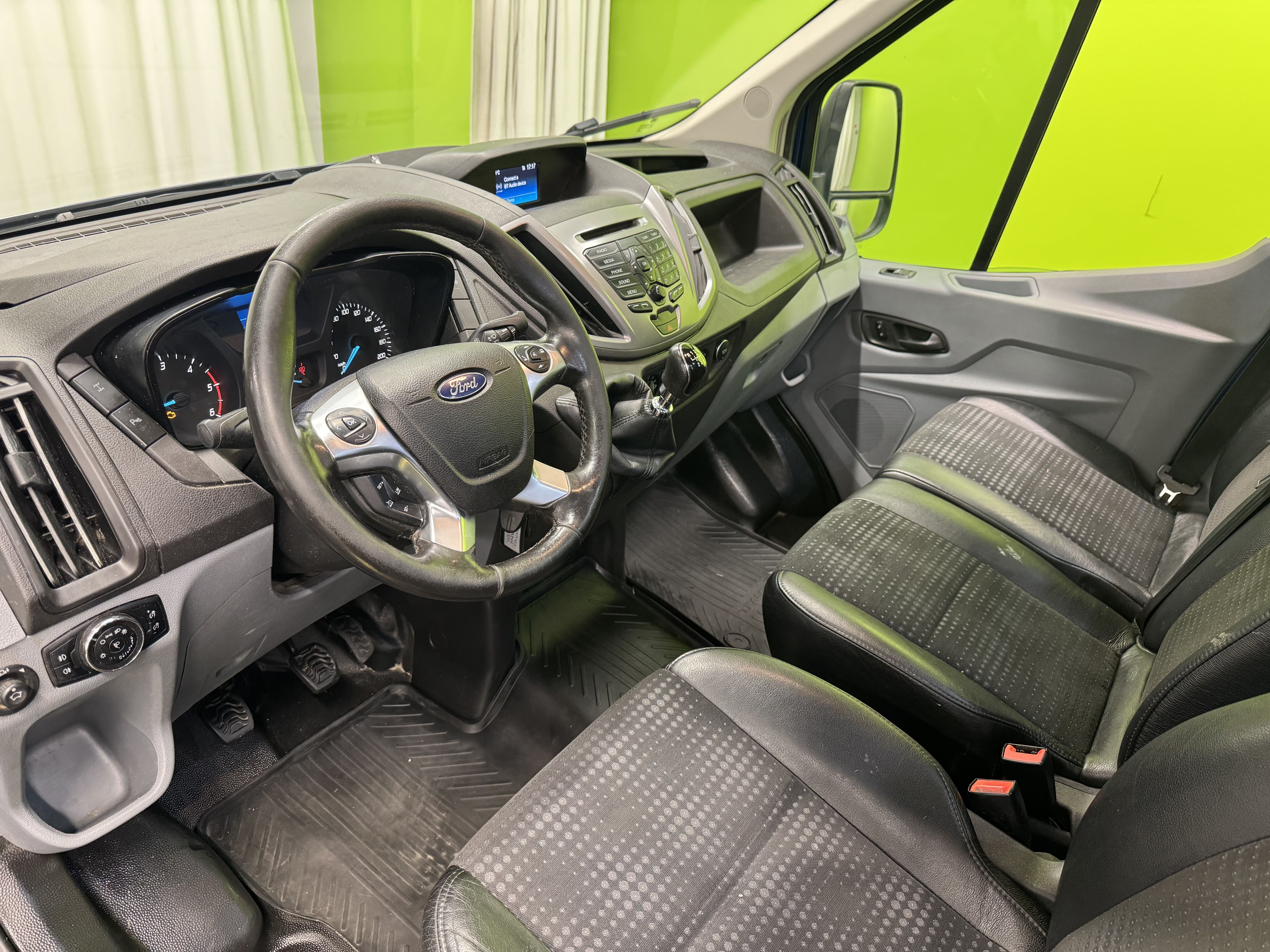 Ford Transit 2017
