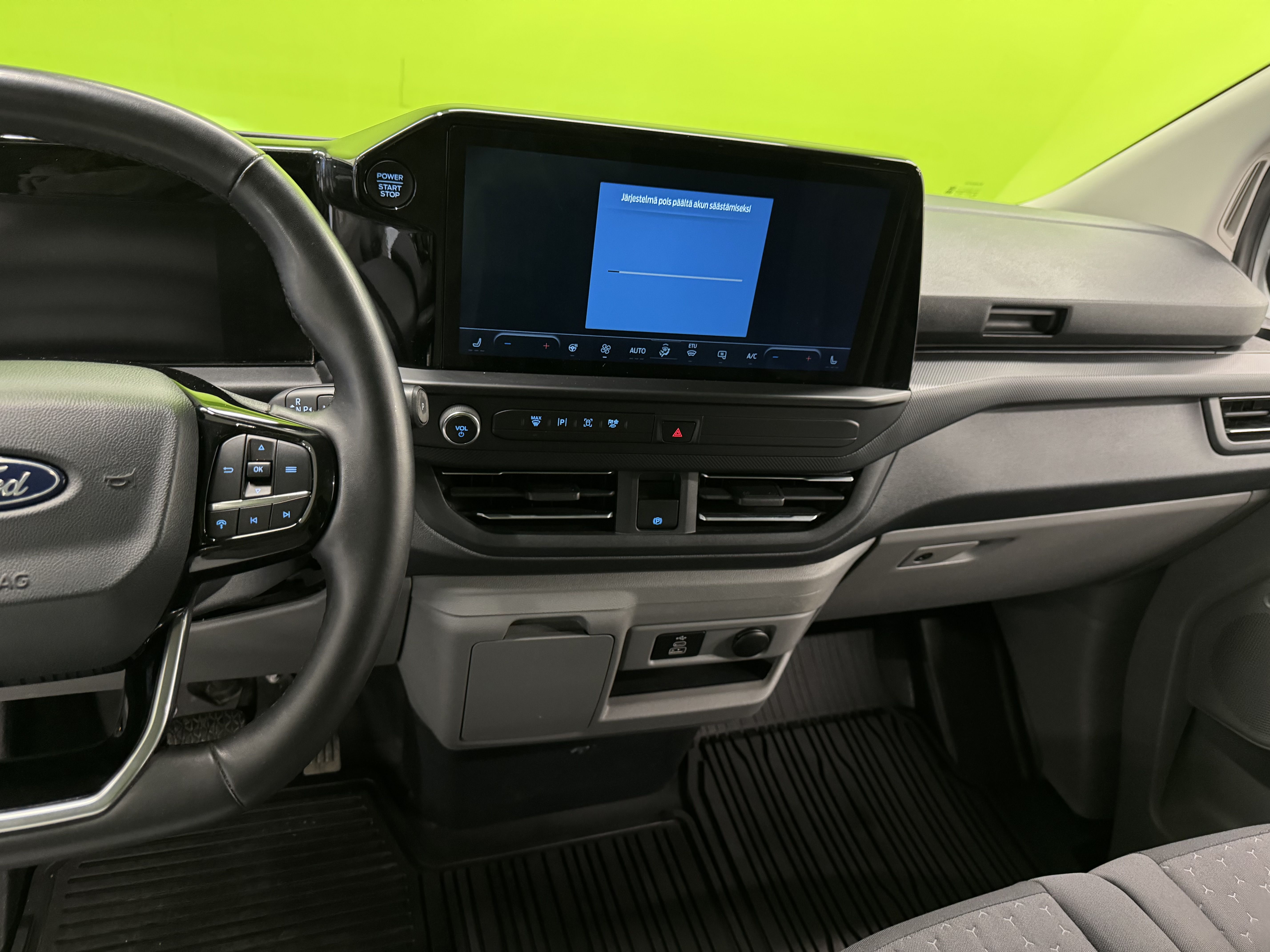 Ford Transit Custom 2024