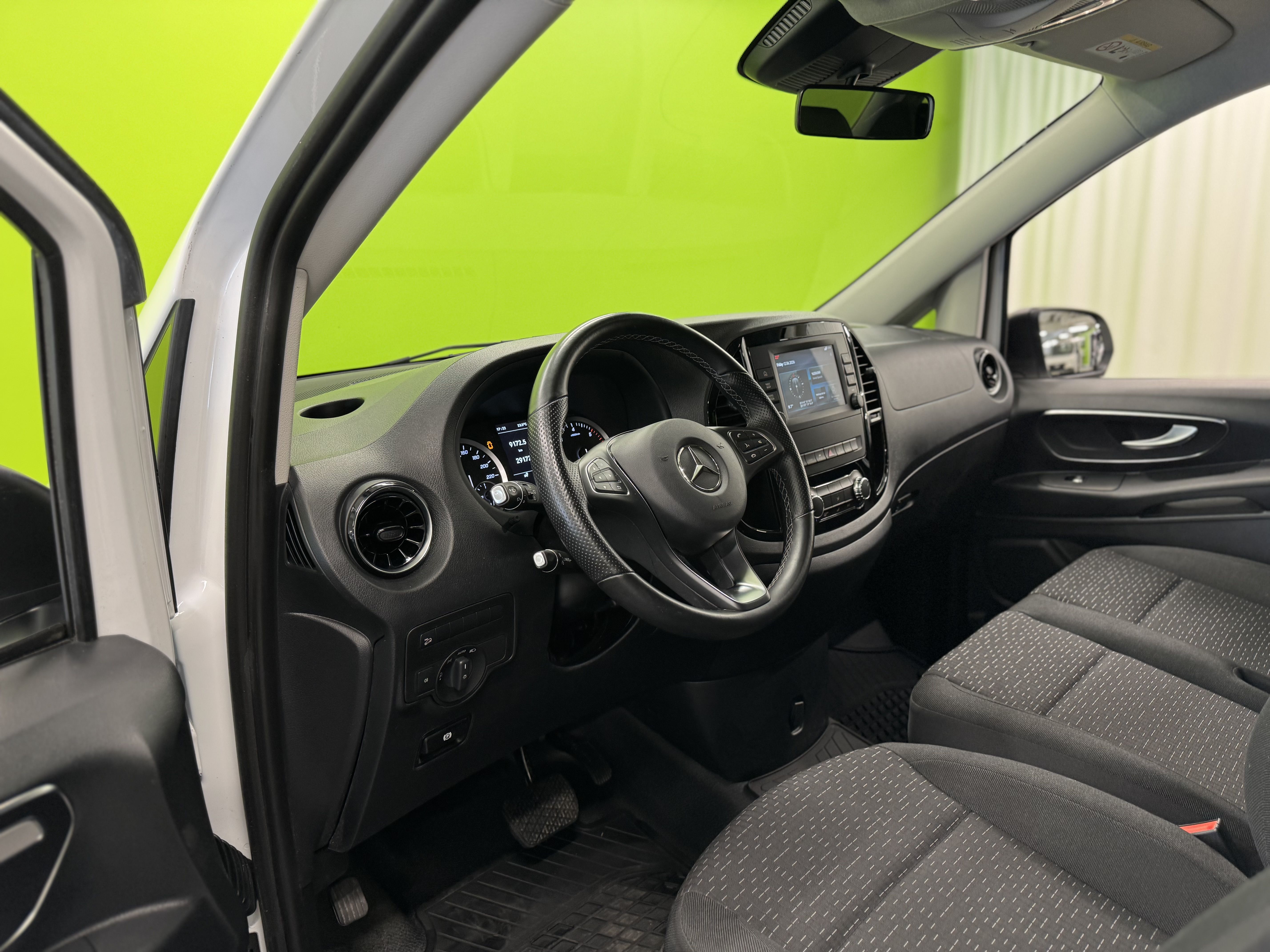 Mercedes-Benz Vito 2023