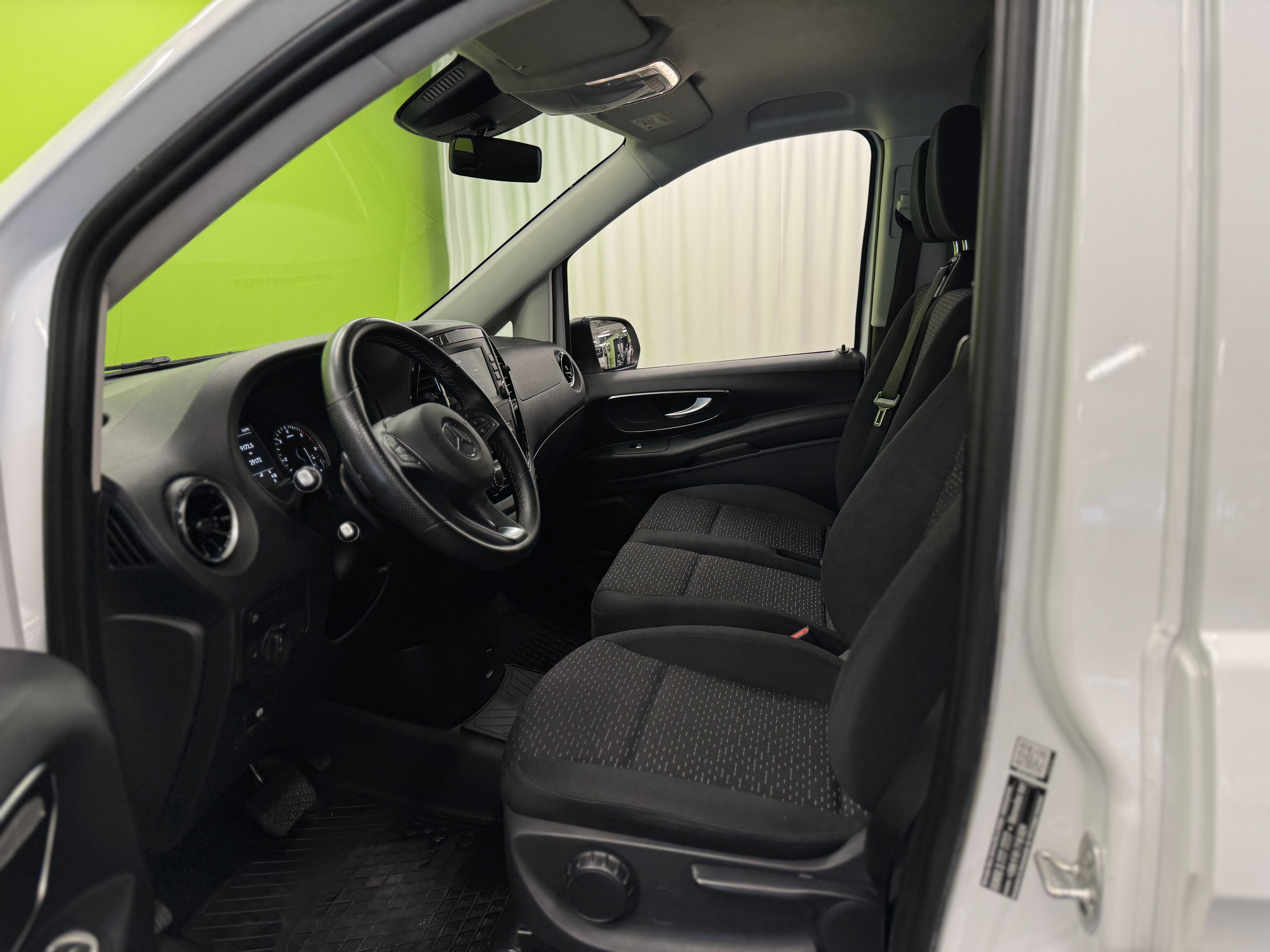 Mercedes-Benz Vito 2023